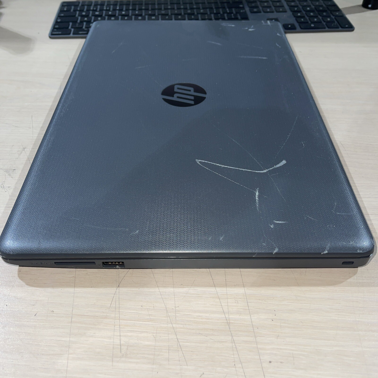 Hp 255 G7 Notebook AMD A4-9125 Radeon 4GB RAM NO HD