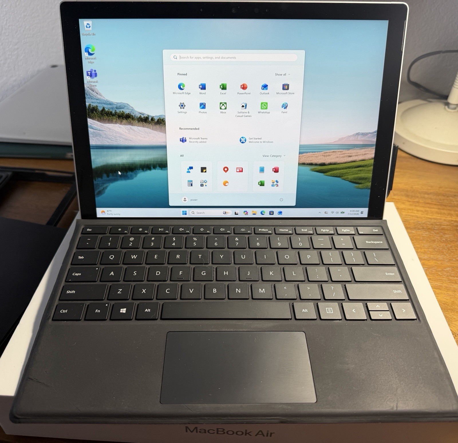 MICROSOFT SURFACE PRO 7 Tablet i7-+ 16 GB + 256 GB Discount