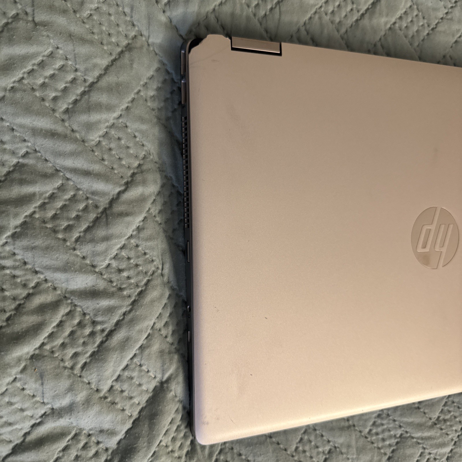 HP Pavilion x360 2-in-1 14″ FHD Touch Screen I5-10210U 500GB 8GB “CHIP” Win 11