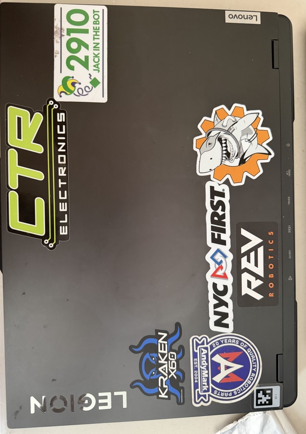 Lenovo Legion Pro 5 16IRX8 4060 16gb Ram Intel I7 13th Gen 1.5TB SSD