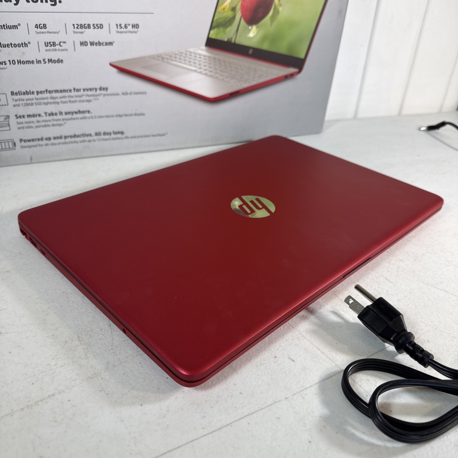 HP 15-Red Laptop 15.6” Intel Pentium Silver N5030 4GB RAM 128GB SSD DW0083WM