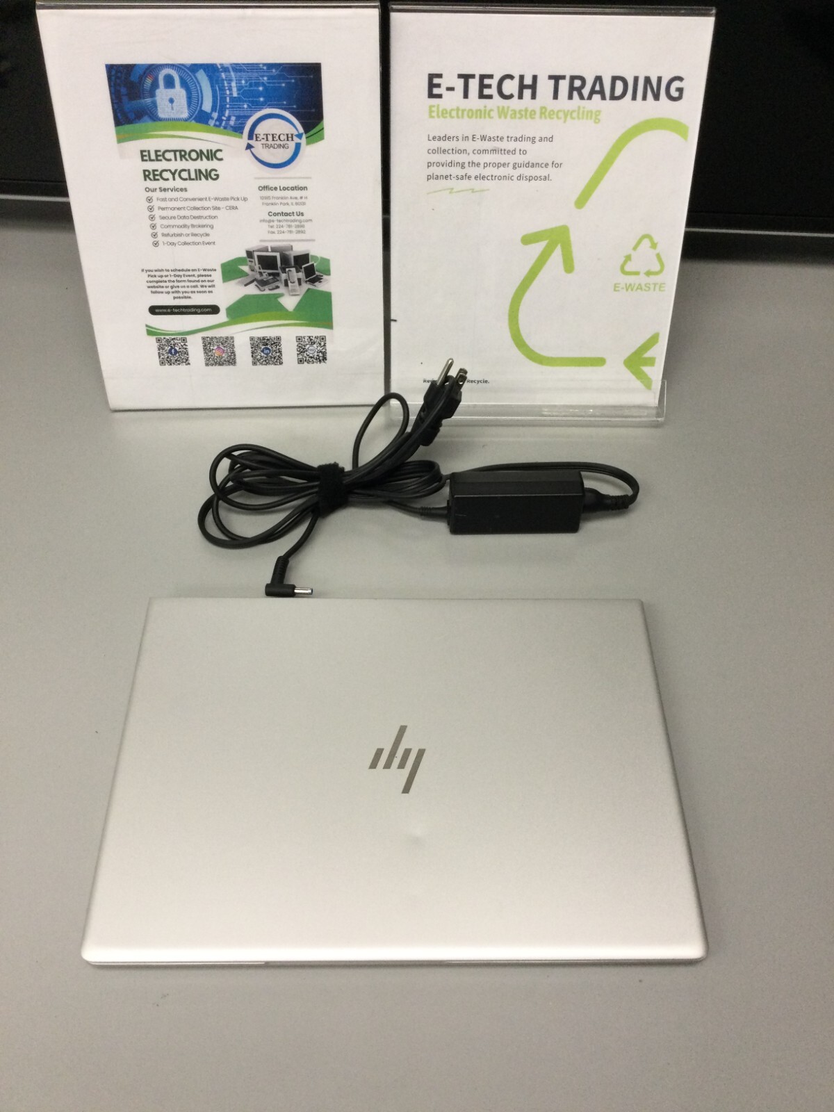 HP EliteBook 840 G5 14″ AMD RYZER 3 PRO 3TH GEN 2.10GHz 16GB RAM 128GB SSD