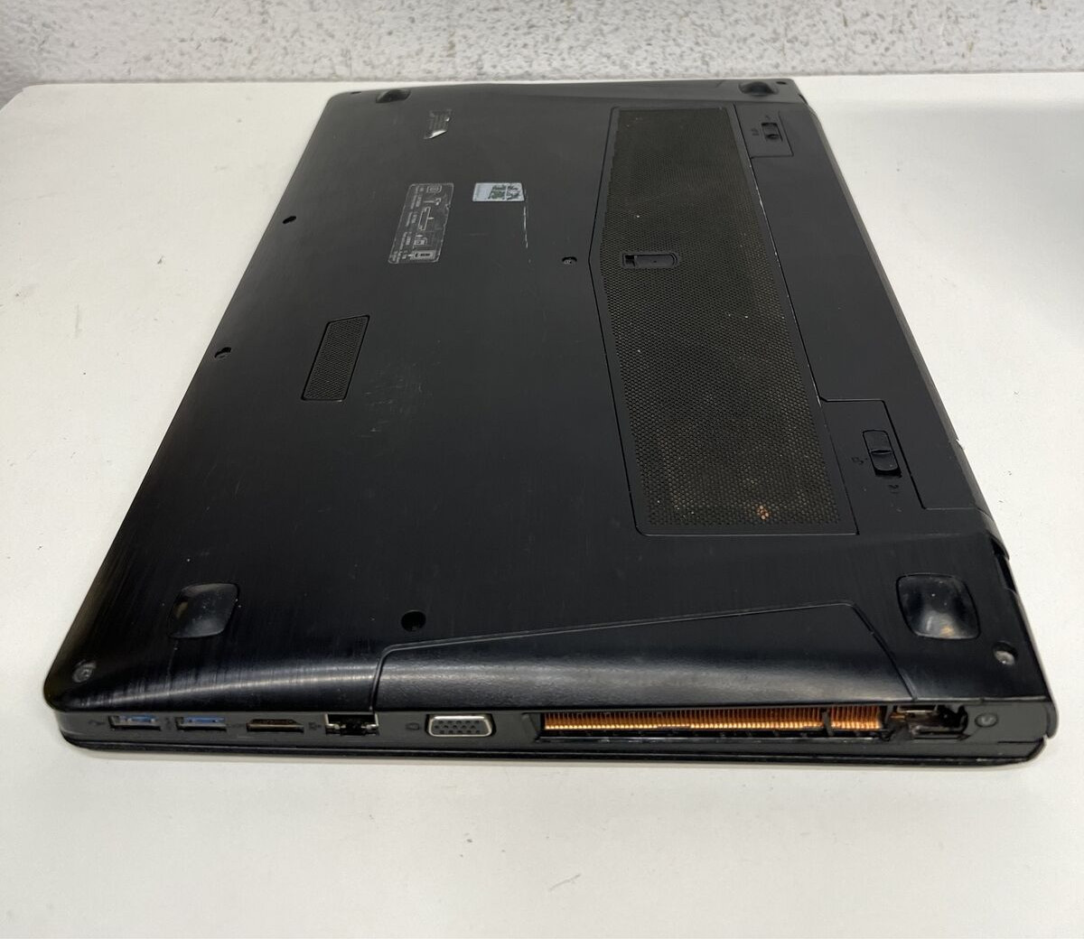 Lenovo IdeaPad Y500 15.6″ Intel Core i7-3630M 2.4GHz 8GB 500GB HD GT 750M *READ*
