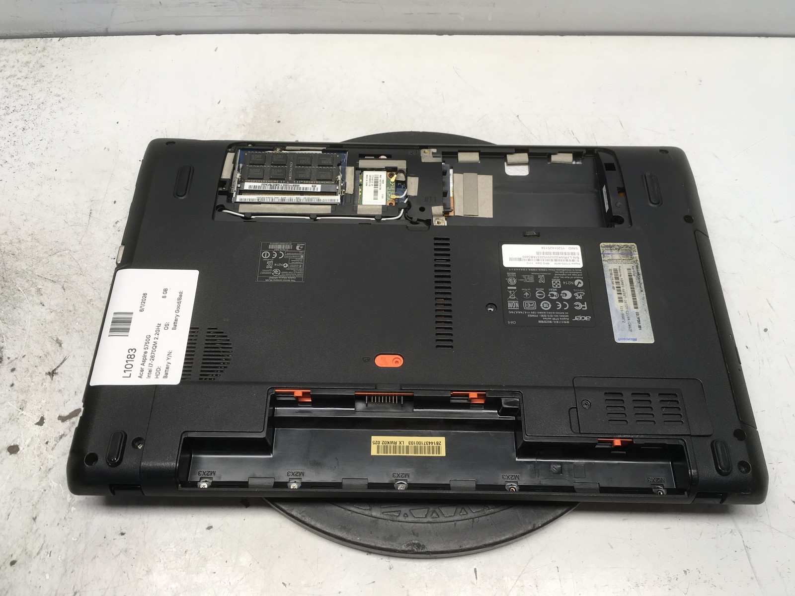 Acer Aspire 5750G Intel i7-2670QM 2.2GHz 8 GB NO HDD No Batt