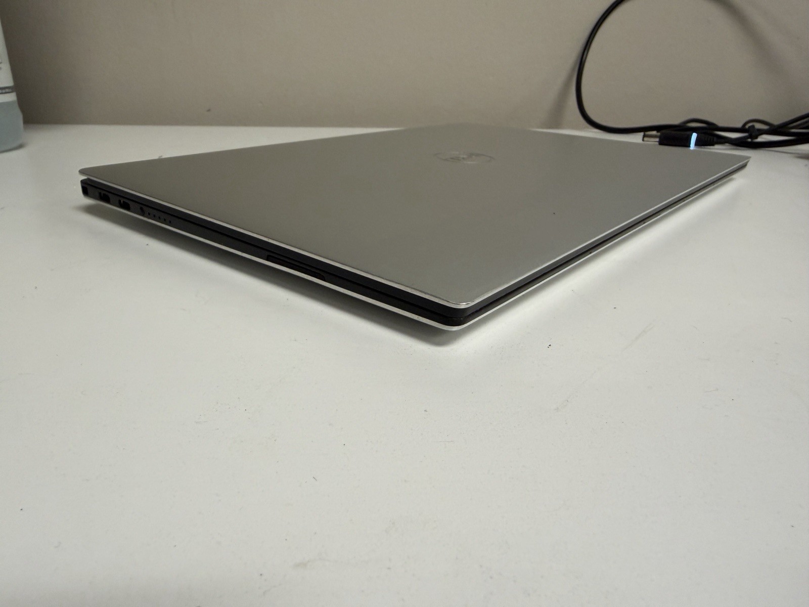 ✅ Dell XPS 13 7390 ✅ i7-10710U 10th Gen ✅ 8GB RAM ✅ NO SSD ✅ NO POWER! AS IS !