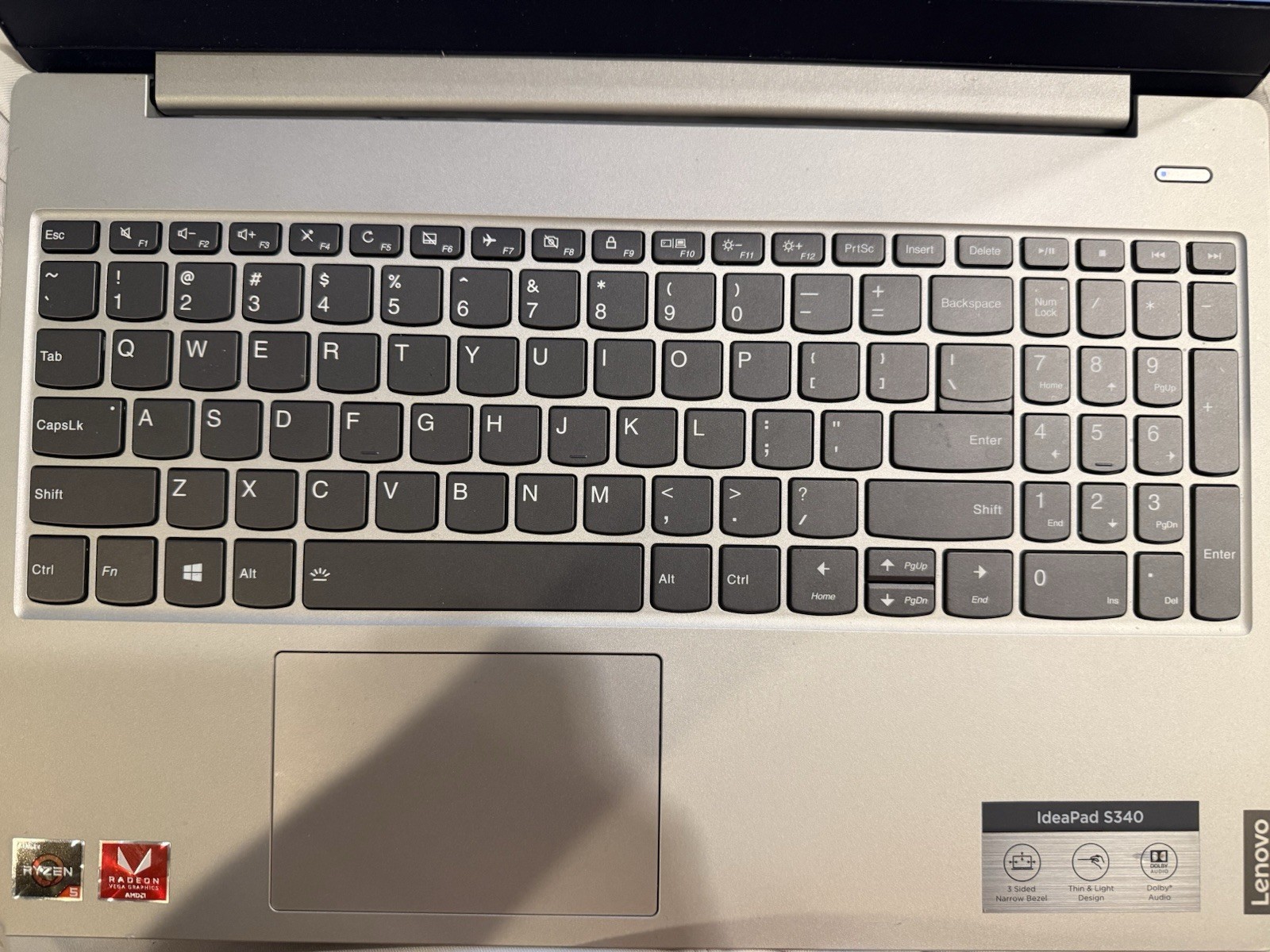 Lenovo IdeaPad S340-15API 15.6″ AMD Ryzen 5-3500U 8GB RAM 256GB SSD Win-11