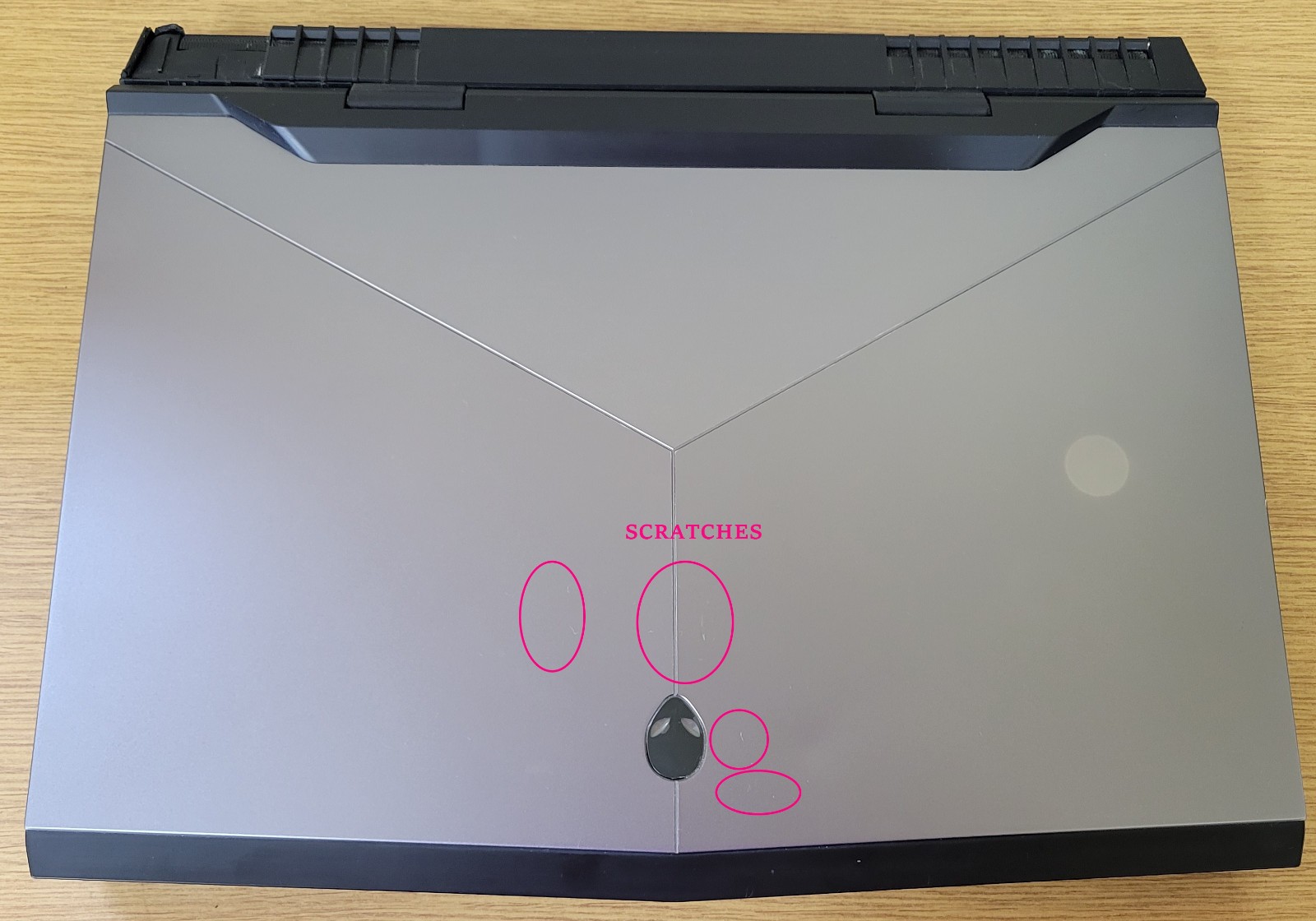 Dell Alienware 17 R5 P31E i9-8950HK 2.90GHz 32GB 256GB NVMe Gtx 1080 No OS/HDD