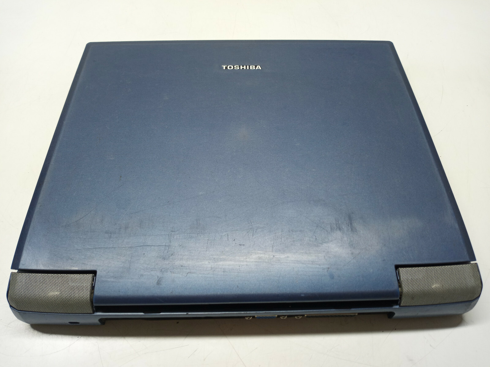 Toshiba Satellite A10-S127 Laptop NO HDD,CPU,Ram No AC Adapter FOR PARTS