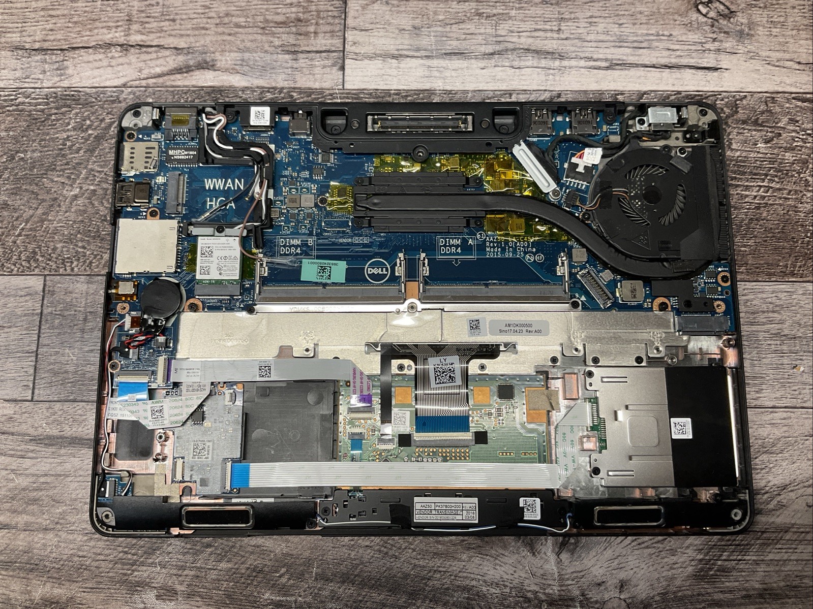 Latitude E7270 / i7 6th / No RAM Laptop Notebook PC / M10