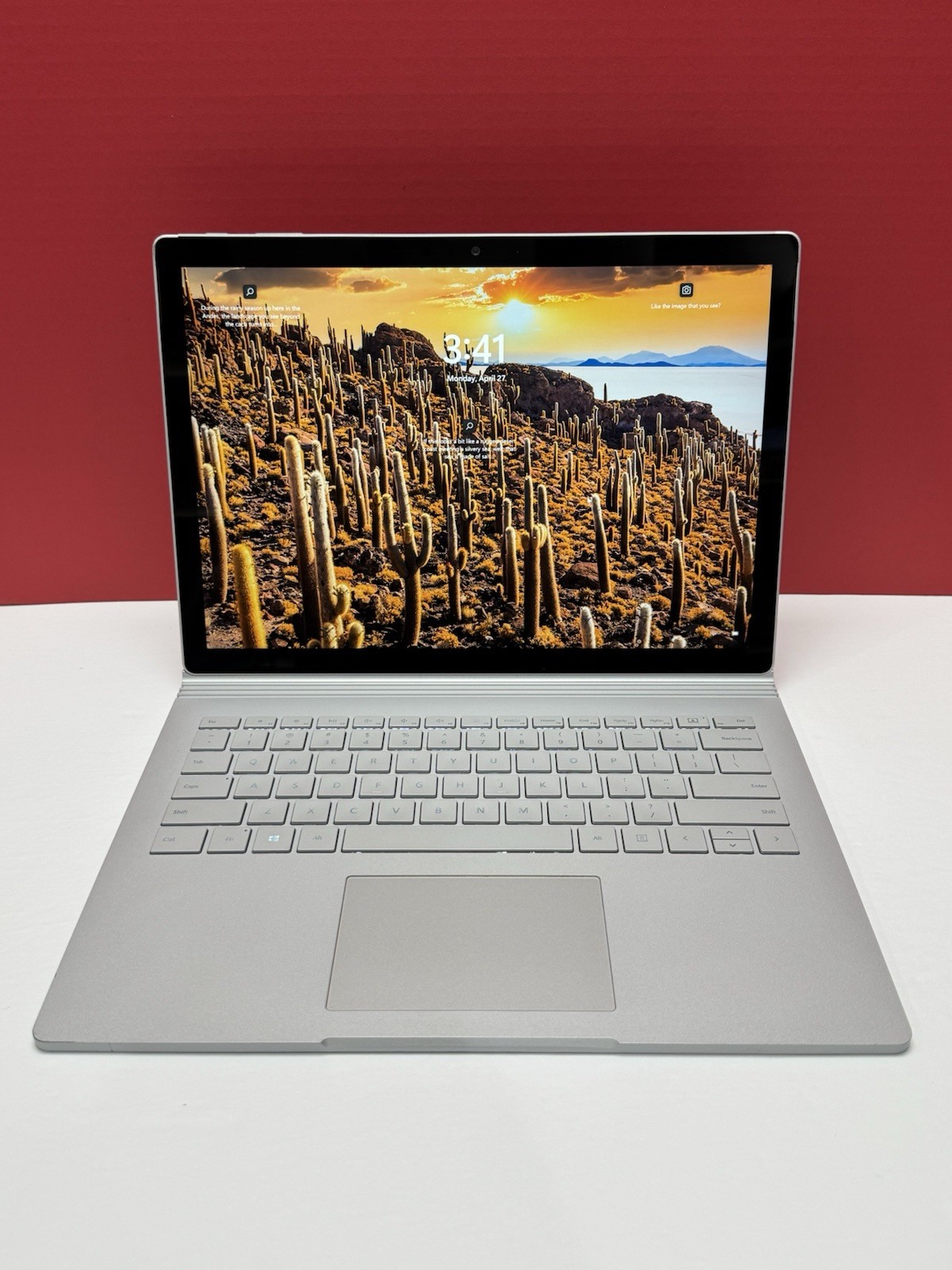 Microsoft Surface Book 2 1832 i5 7300U 2.6GHz 8GB RAM 256GB SSD 2 In 1 Touch
