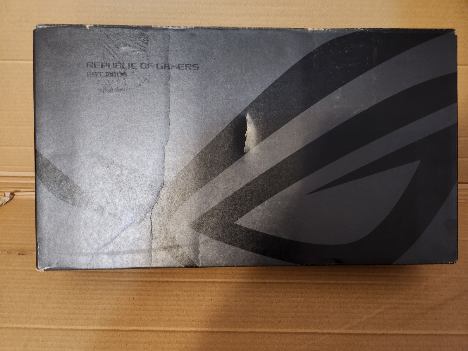 Asus ROG Flow Z13 13.4″ i9-12900H 2.5GHz 16GB RAM 1TB SSD GeForce RTX 3050 Ti –