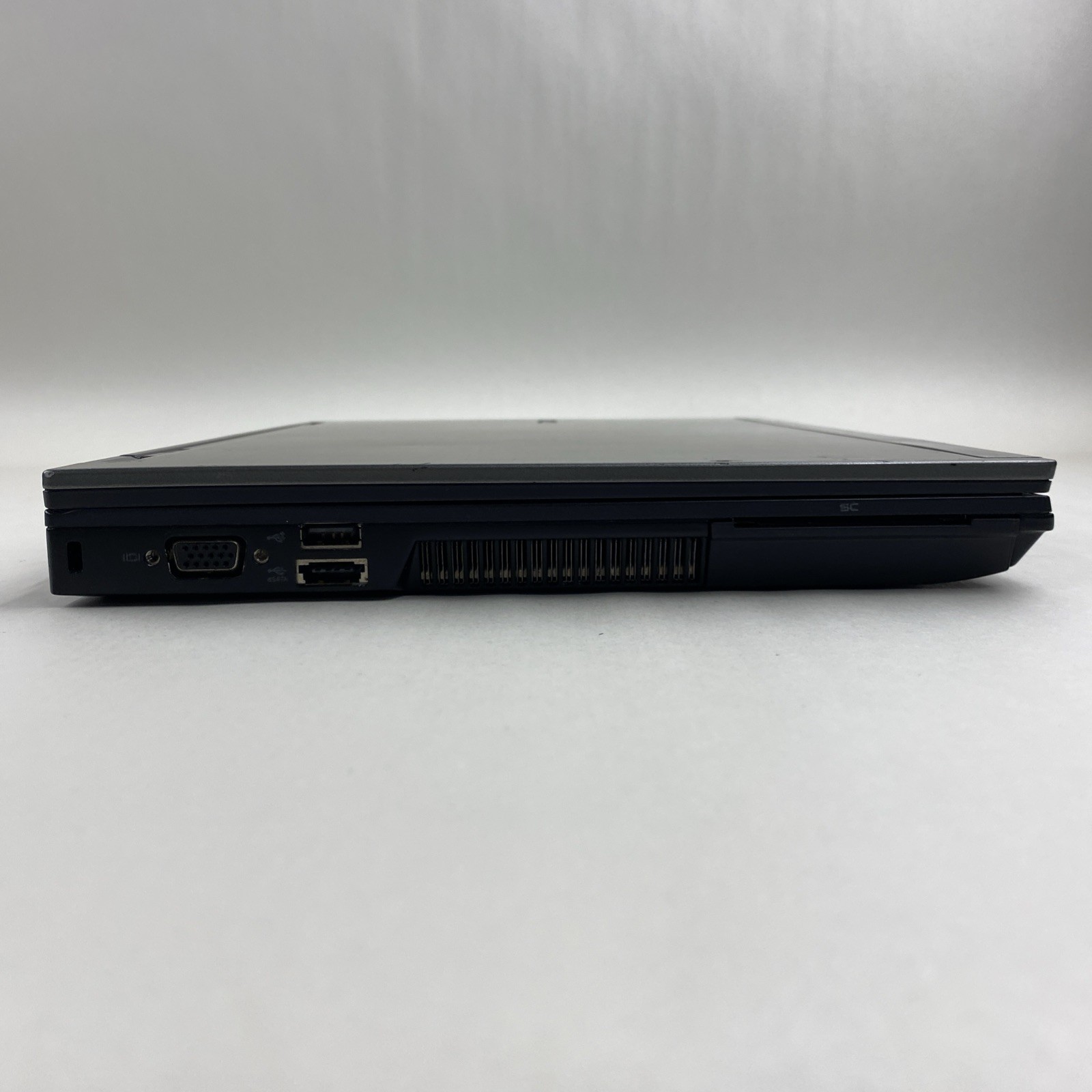 Dell Latitude E6410 Core i5-M520 2.40GHz 4GB RAM 14.0″ No Battery No HDD No OS