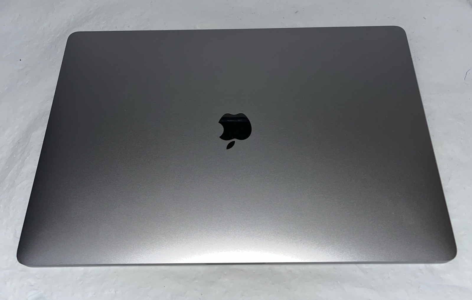 Apple A2141 MacBook Pro, Late 2019 16″ i7-9750H@2.6GHz, 16GB DDR4, 1TB M2, Tahoe