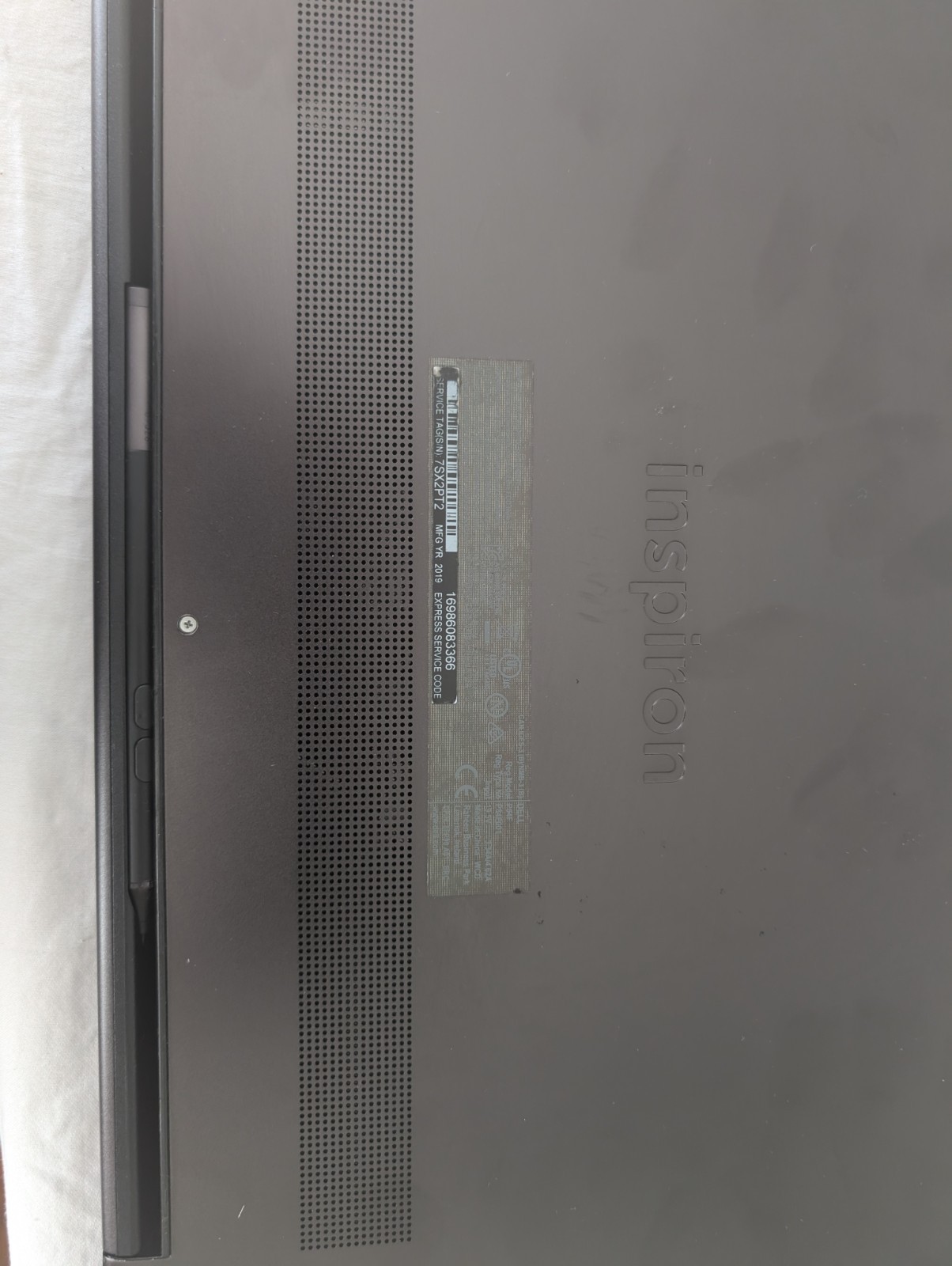 Dell Inspiron 7591 2-in-1 15.6-inch i7-10510U@1.8 4K Touch Stylus 16Gb 512Gb