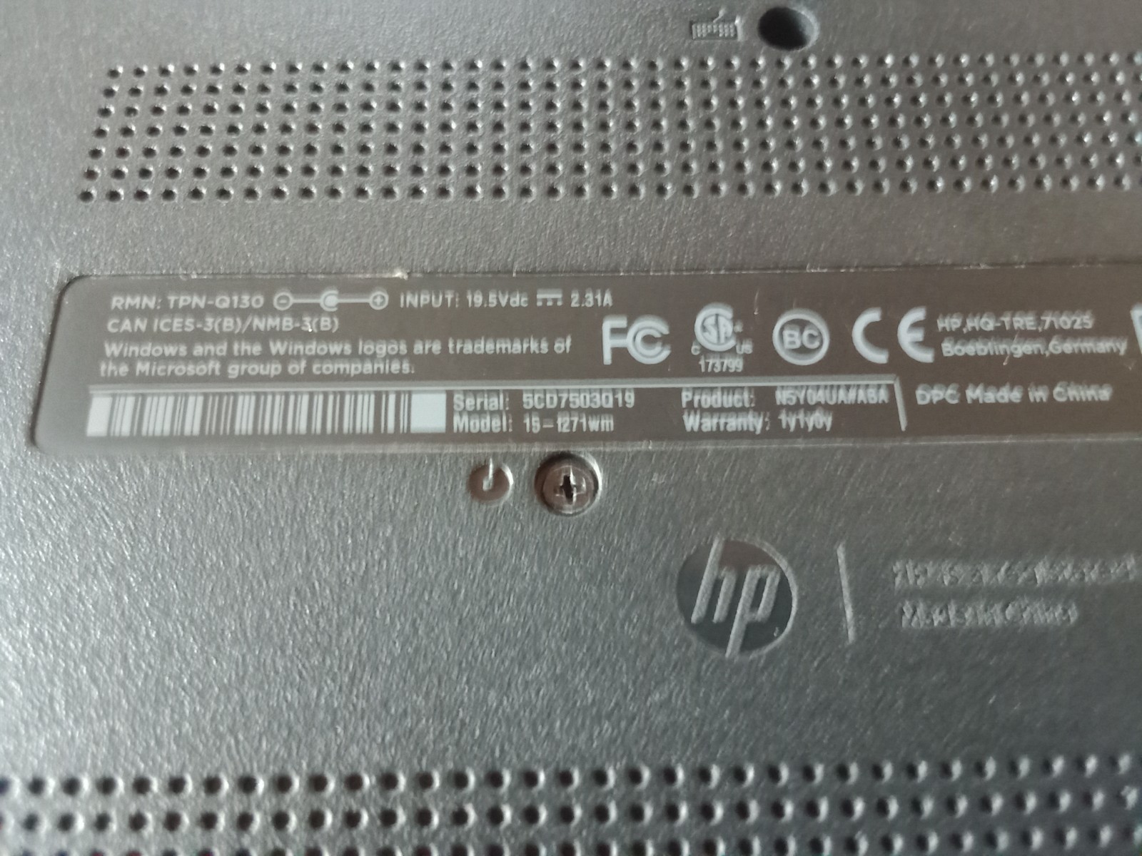 HP 15-F271wm Laptop. Works! Nice! HDMI!8gb RAM! Pentium!Windows 10!Web Cam!WiFi!