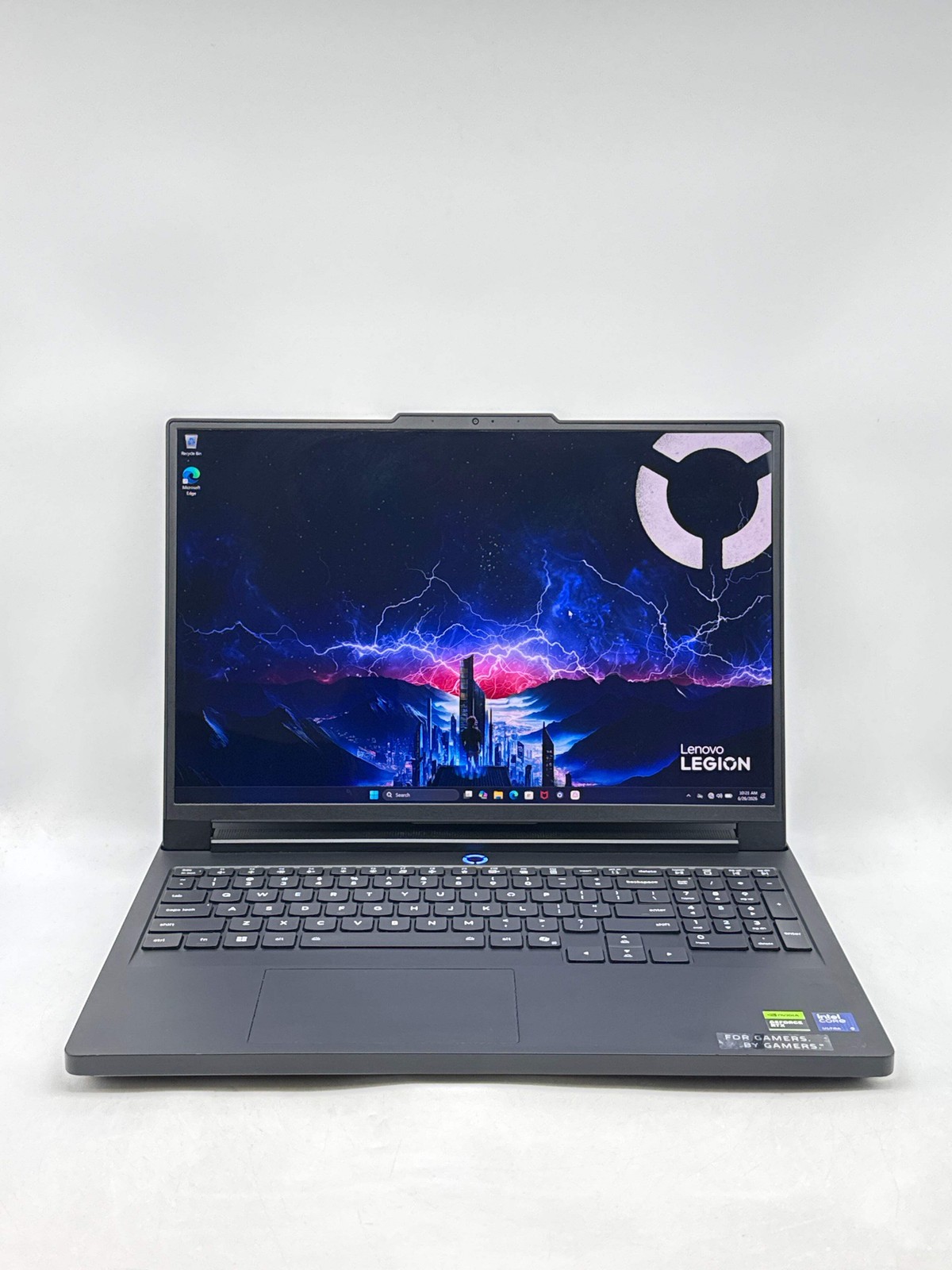 Lenovo Legion Pro 7 16IAX10H 16″ Ultra 9 275HX 64GB RAM 2TB SSD RTX 5080 16GB