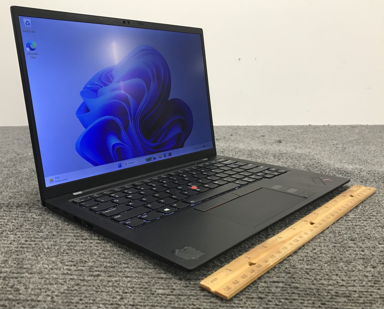Lenovo ThinkPad X1 Carbon Gen 9 14″ Touch Laptop i7-1185G7 16GB RAM 512GB NVMe