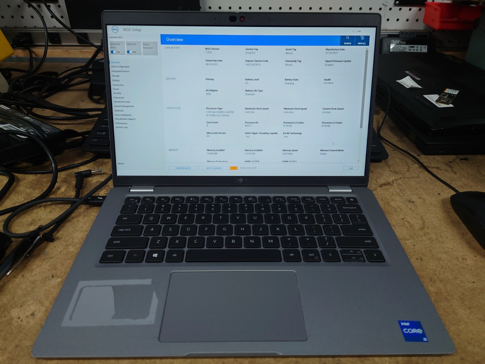 Dell Latitude 7420 14″ FHD i5-1145G7 16GB RAM No OS/SSD