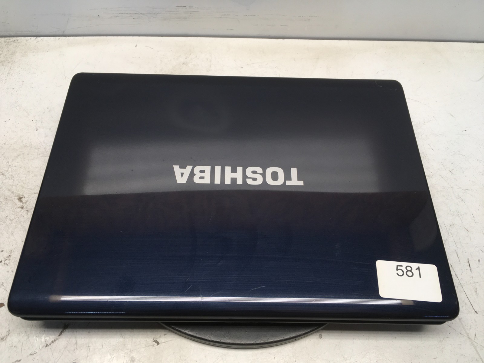 Toshiba Satellite L305-S5921 Intel Pentium Dual T3400 2.16GHz 2 GB NO HDD