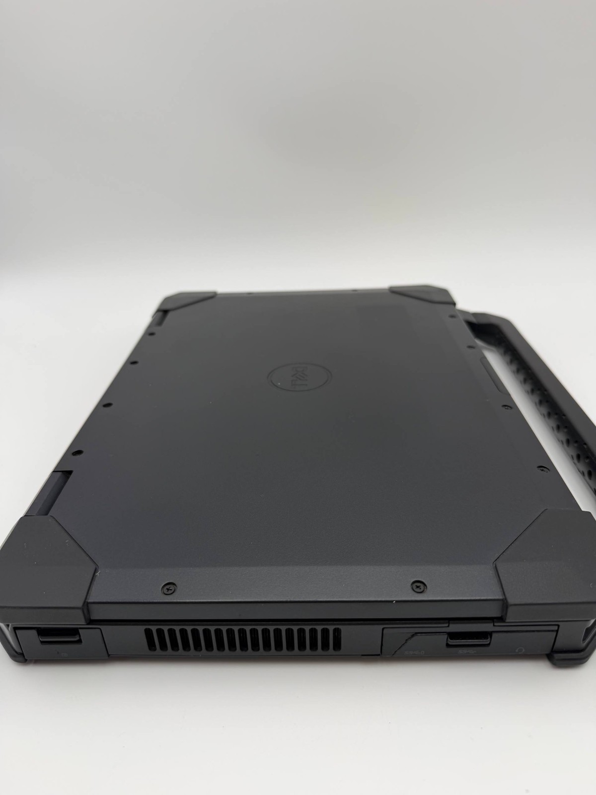 Dell Latitude 5420 Rugged 14″ FullHD i5-8350U 8GB RAM 512GB SSD Win11pro