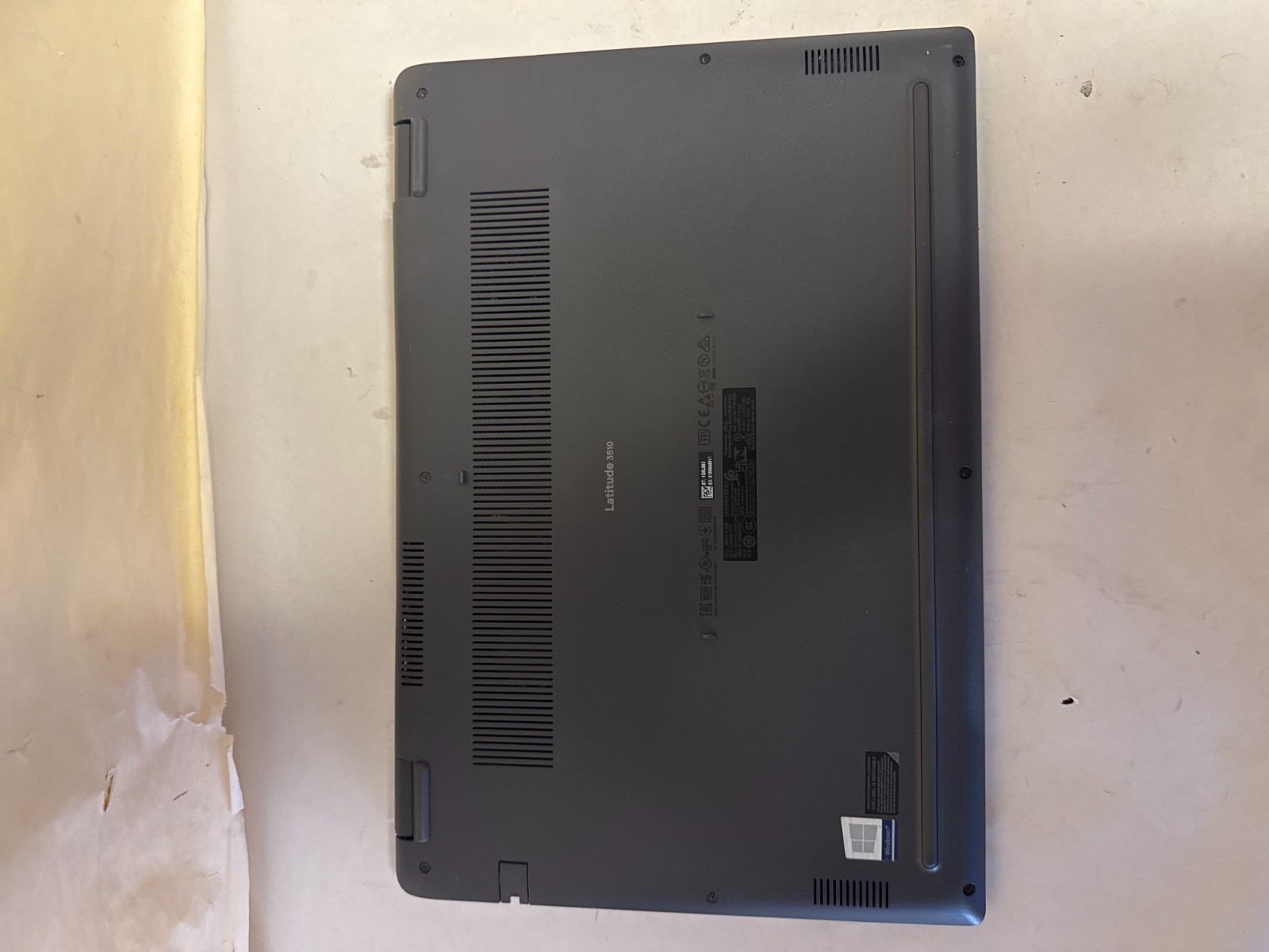 Dell Latitude 3510 Intel i7-10510U 1.80GHz No Memory No HDD *READ*
