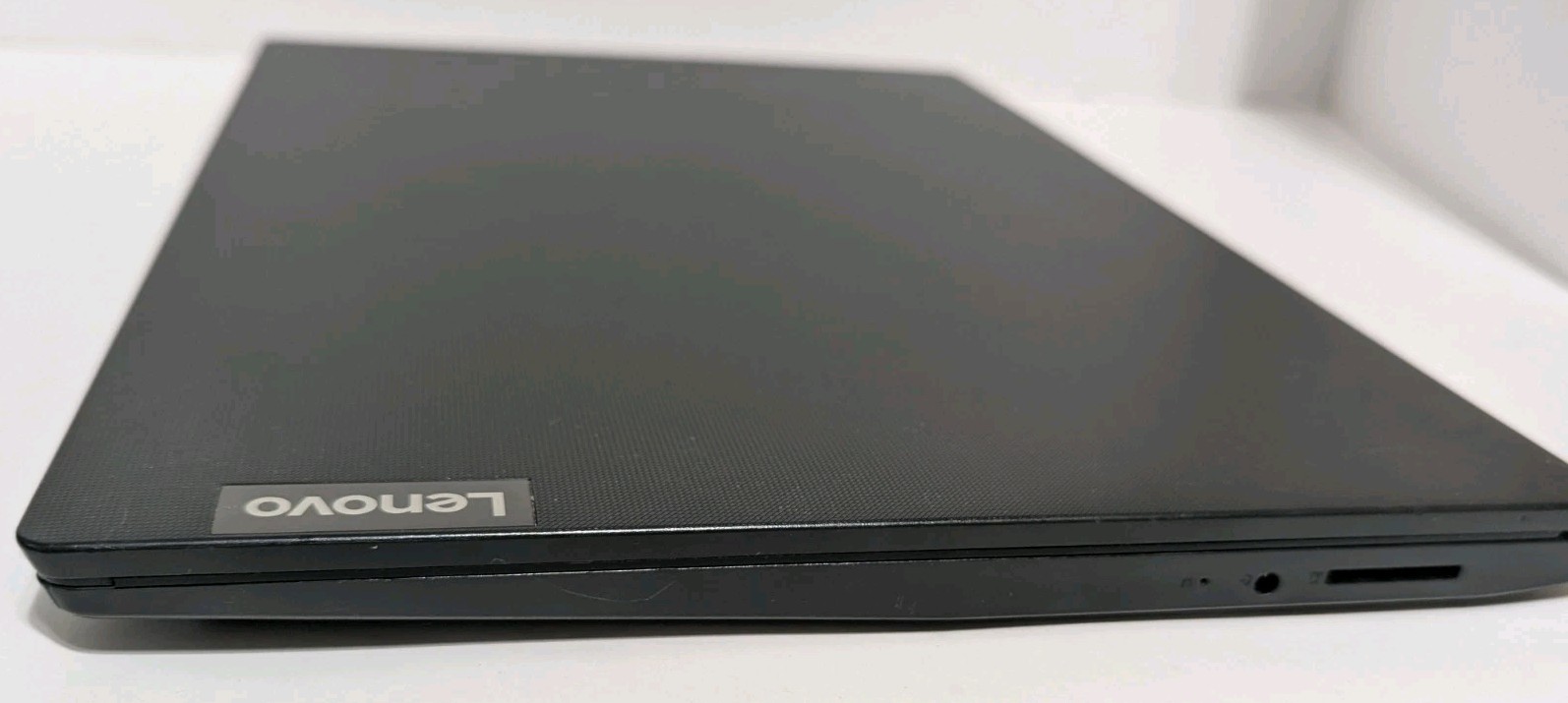 Lenovo IdeaPad 130-15AST Laptop AMD A6-9225 8GB 256GB SSD Win 10