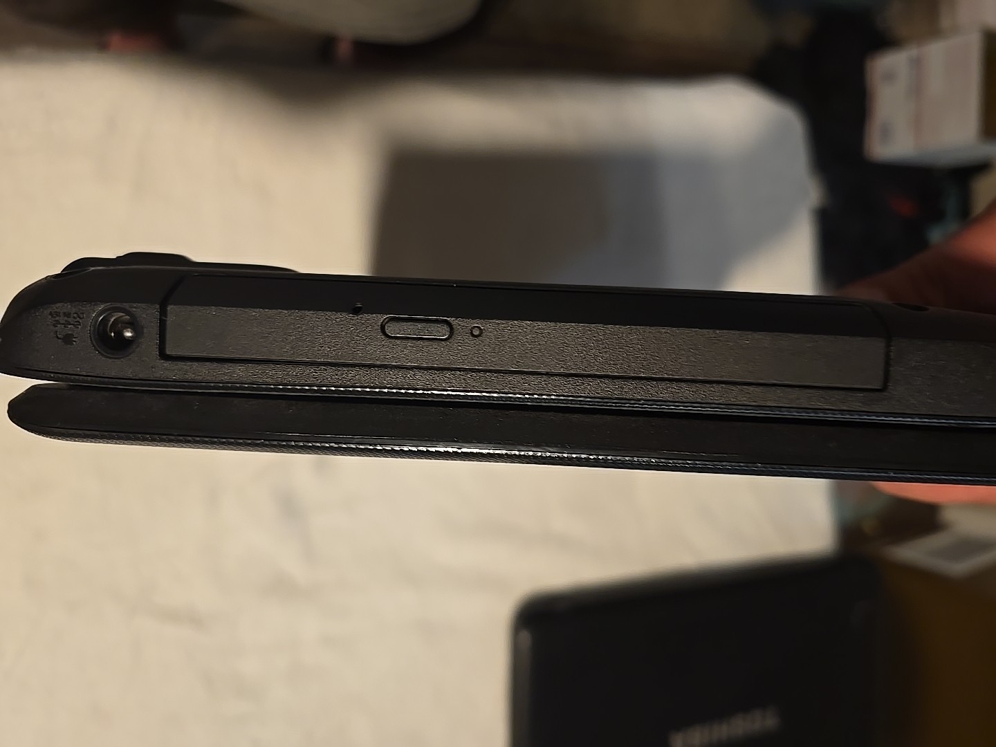 Toshiba Satellite C655 Intel Laptop Black Untested Complete