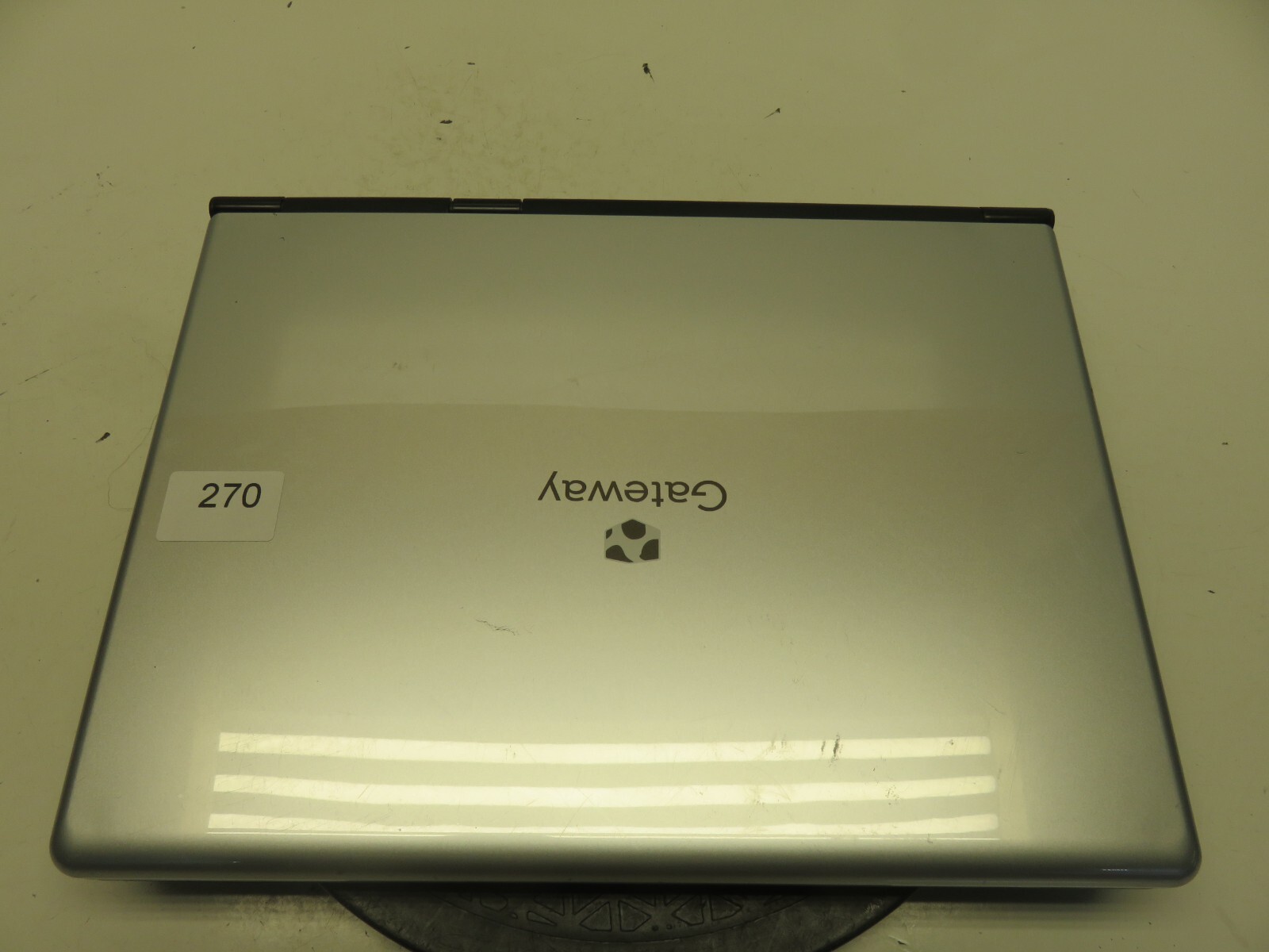 Gateway W350A AMD Turion 64 X2 Mobile TL-60 2000MHz 1.5 GB NO HDD No Batt