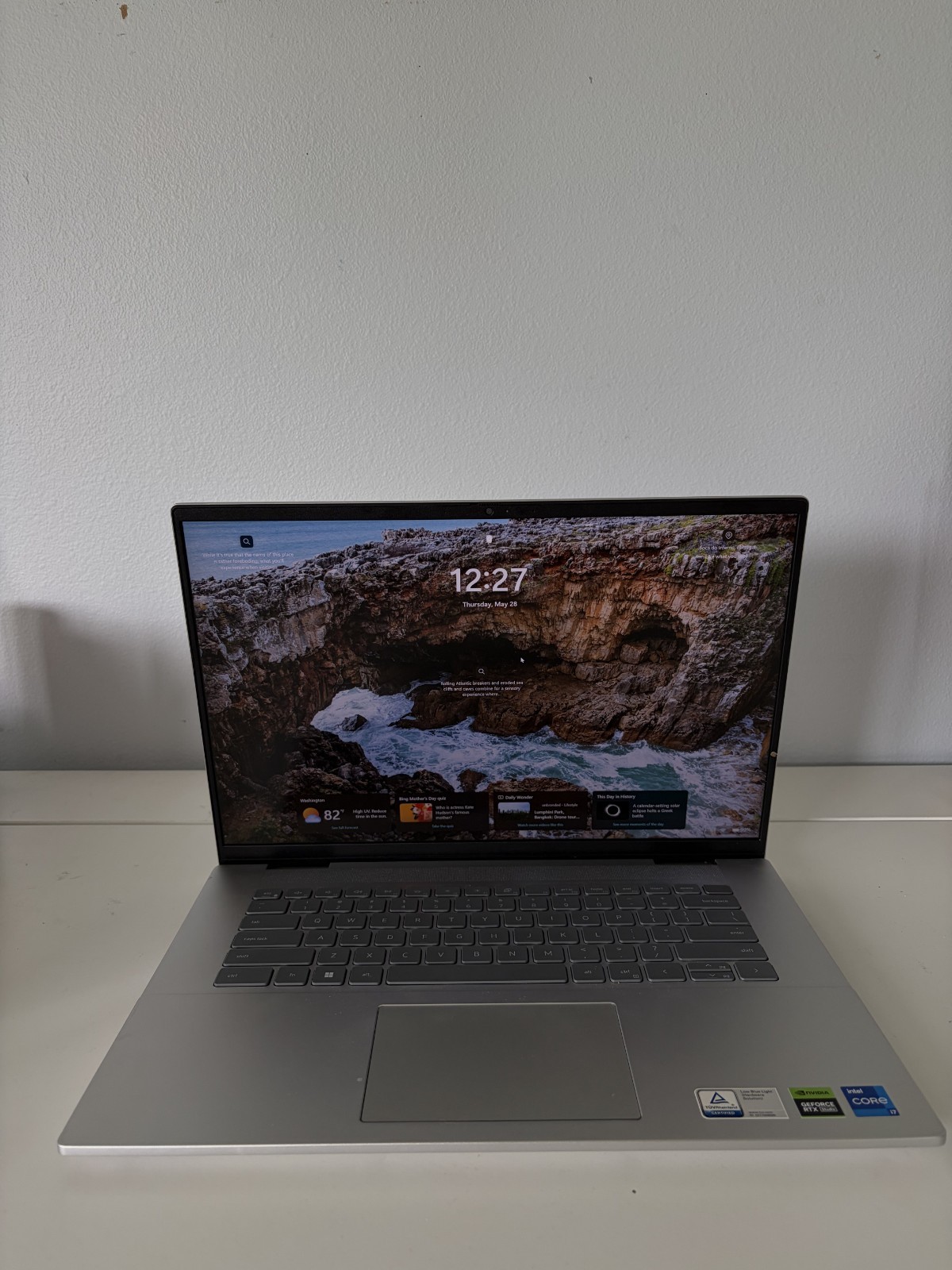 Dell Inspiron 16 Plus (7630) – i7, RTX 4060, 32GB RAM, 2TB SSD