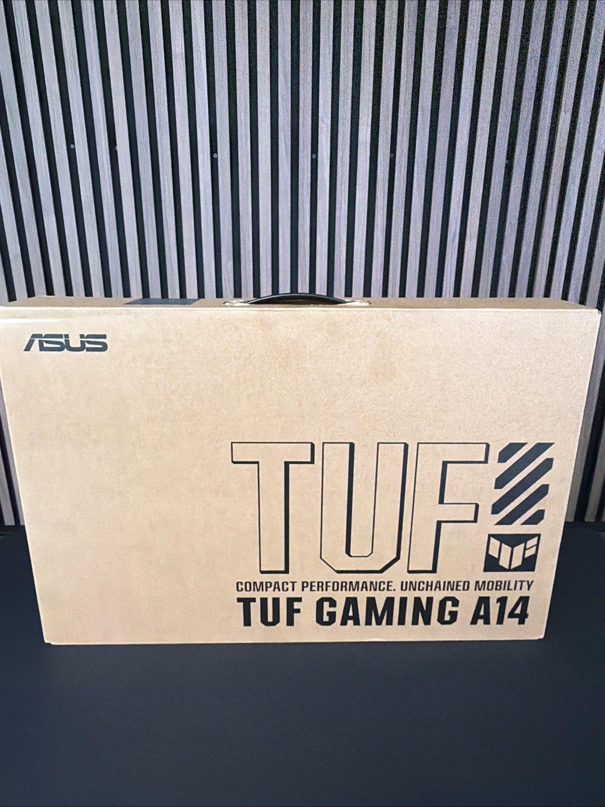 ASUS TUF Gaming A14 FA401KM-RG003W AMD Ryzen AI 7 16GB 1TB SSD RTX 5060 14″ W11H