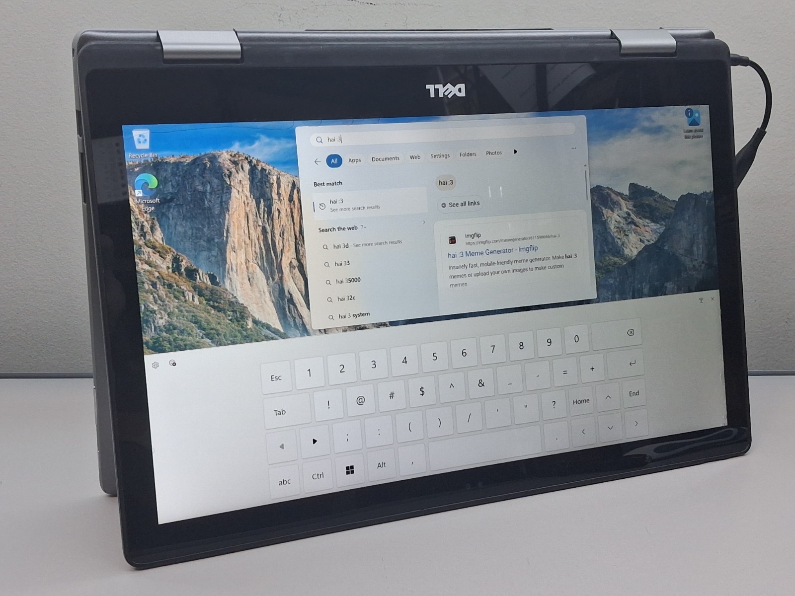 Dell Inspiron 7579 15.6″ FHD 2-in-1 i7-7500U 2.7GHz 8GB RAM 512GB M.2 W11H READ