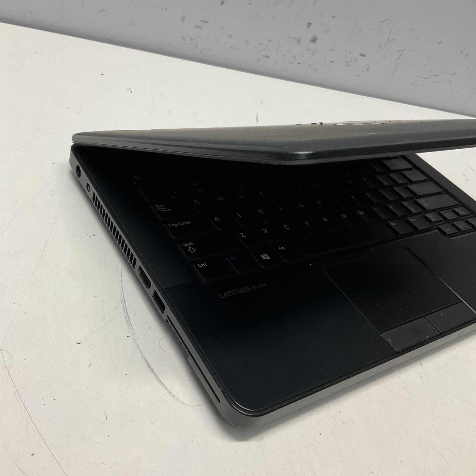 Dell Latitude E5440 Laptop Intel Core i5-4300U @ 1.90 GHz 4GB 128GB SSD NO BATT