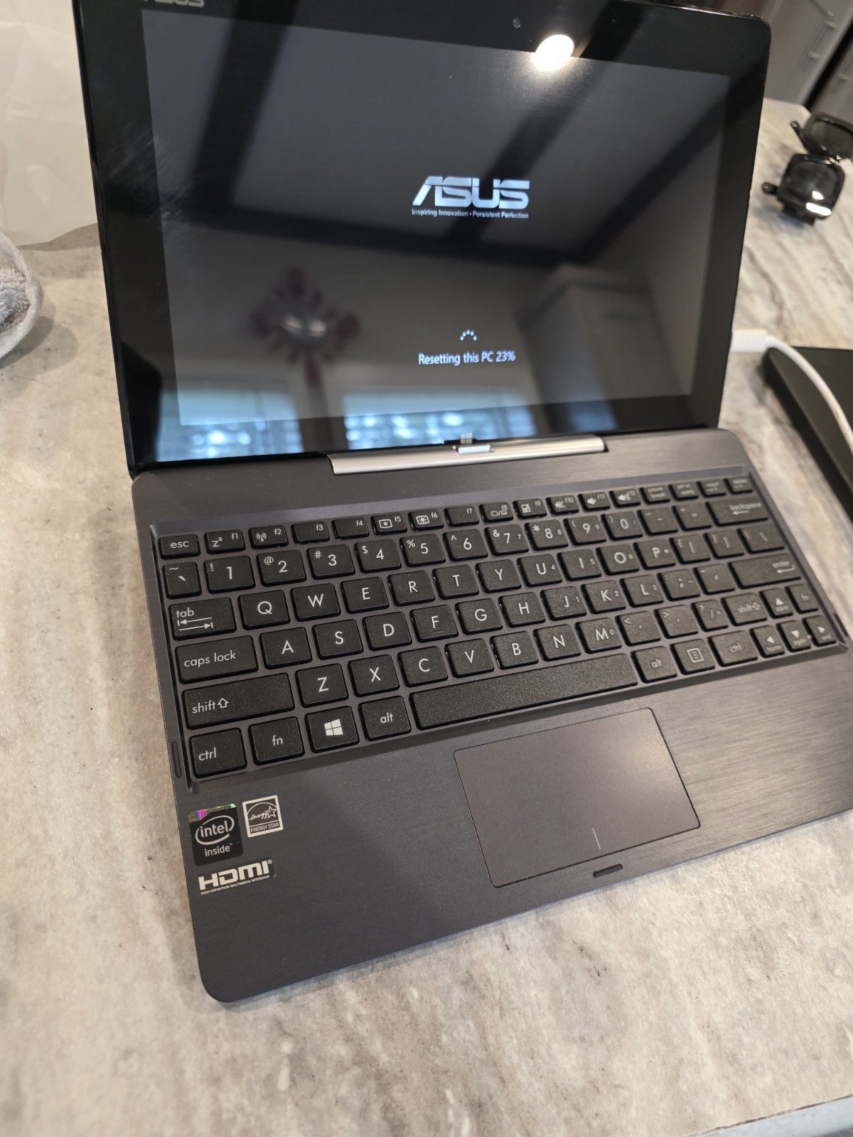 ASUS Transformer Book T100TAF 10.1″ 32GB, Intel Atom Quad-Core – Windows 8