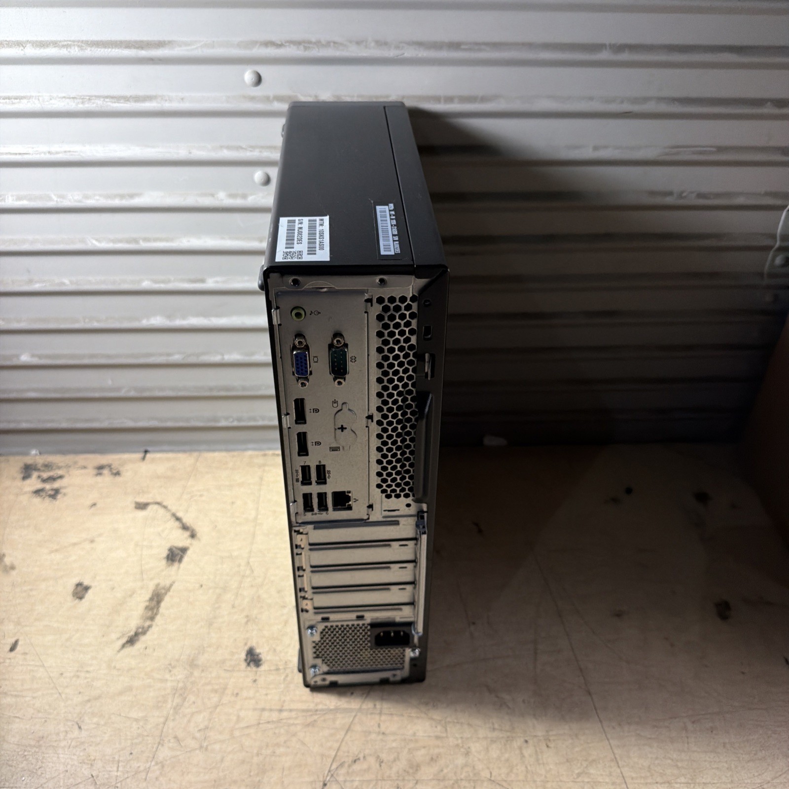LENOVO THINKCENTRE M920S INTEL CORE I5 8TH GEN 16GB RAM **NO HD/ NO CADDIE