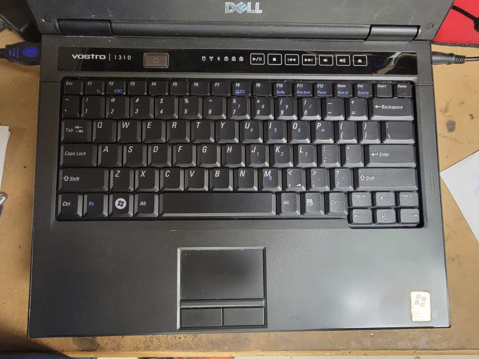 DELL VOSTRO 1310 CORE 2 DUO 2GB 80GB HDD WINDOWS XP PROFESSIONAL
