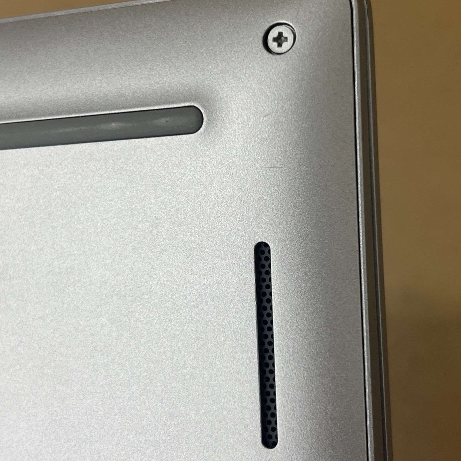 Dell Latitude 5320 2-in-1 i5-1145G7 2.6GHz 16GB Ram 512GB SSD – Good *Read*
