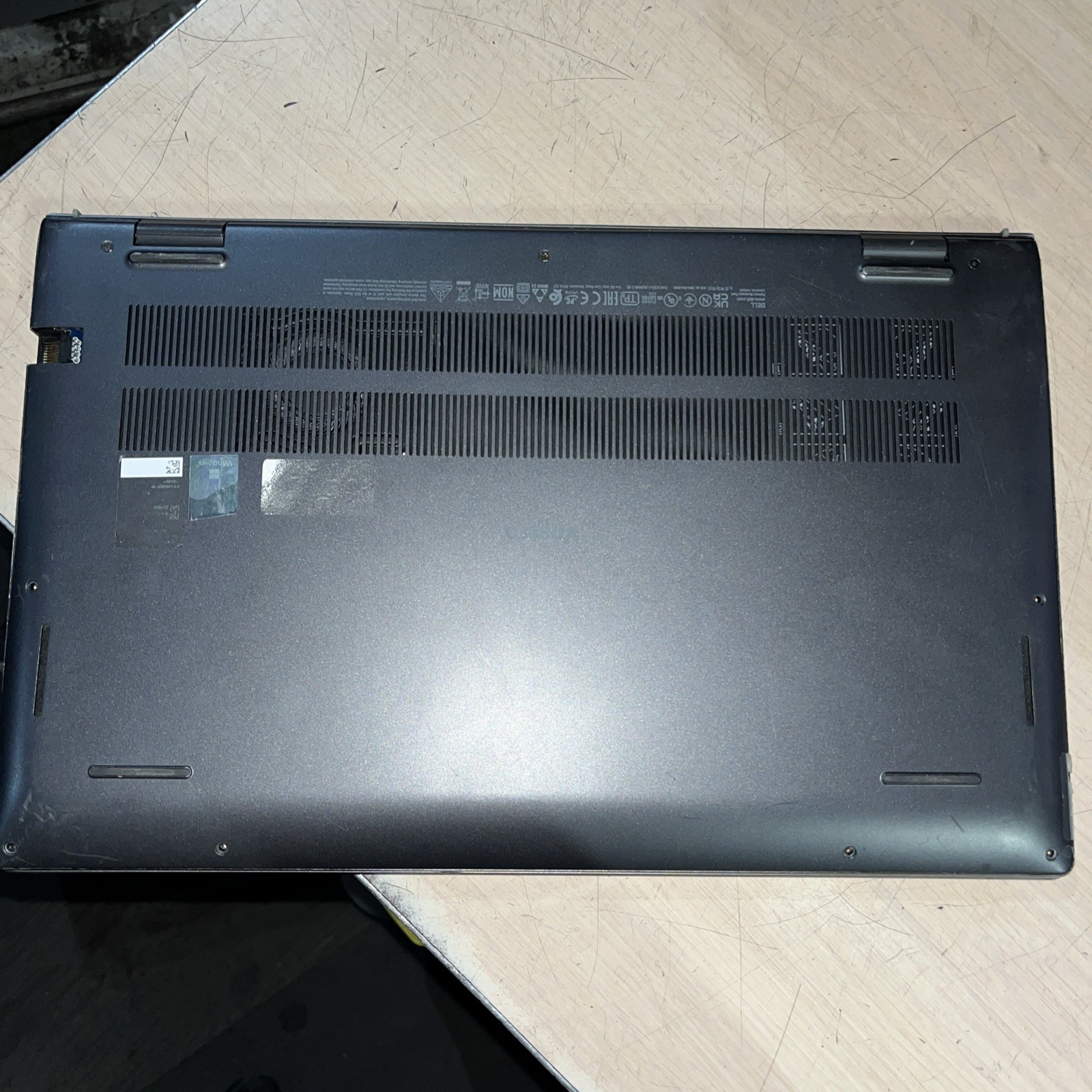 DELL VOSTRO 15 5502 INTEL CORE I5-11320H 8GB RAM NO HD