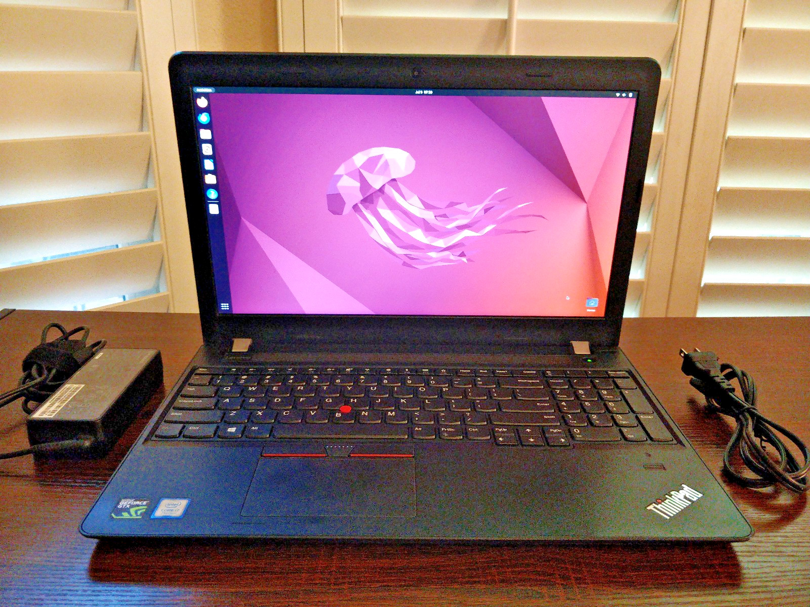 Lenovo ThinkPad E570 Nvidia GTX 950M i7-7500U 8GB RAM 500GB HDD LINUX Laptop