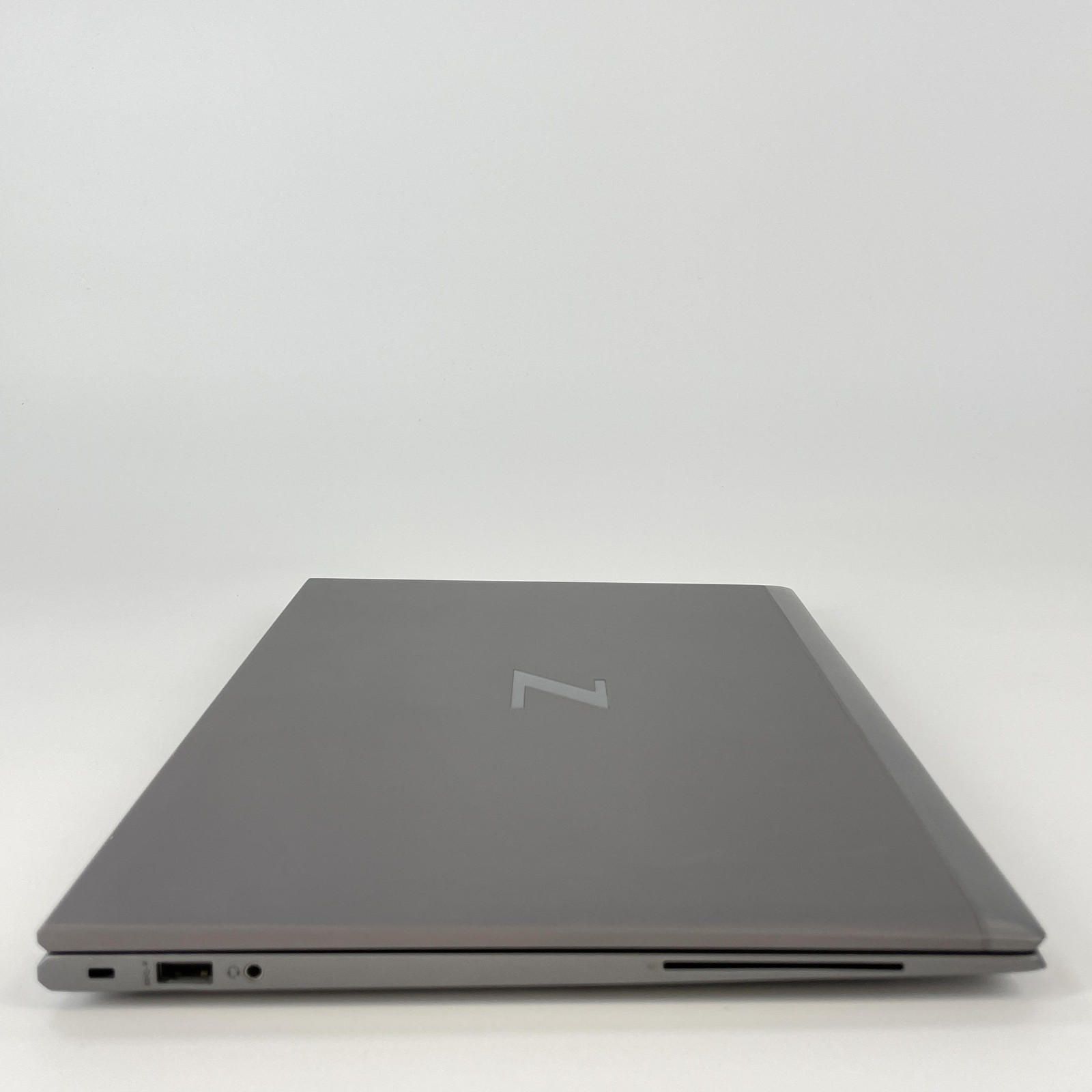 HP ZBook Firefly 15 G7 FHD TOUCH i7-10610U 1.80GHz 16GB 256GB SSD Very Good