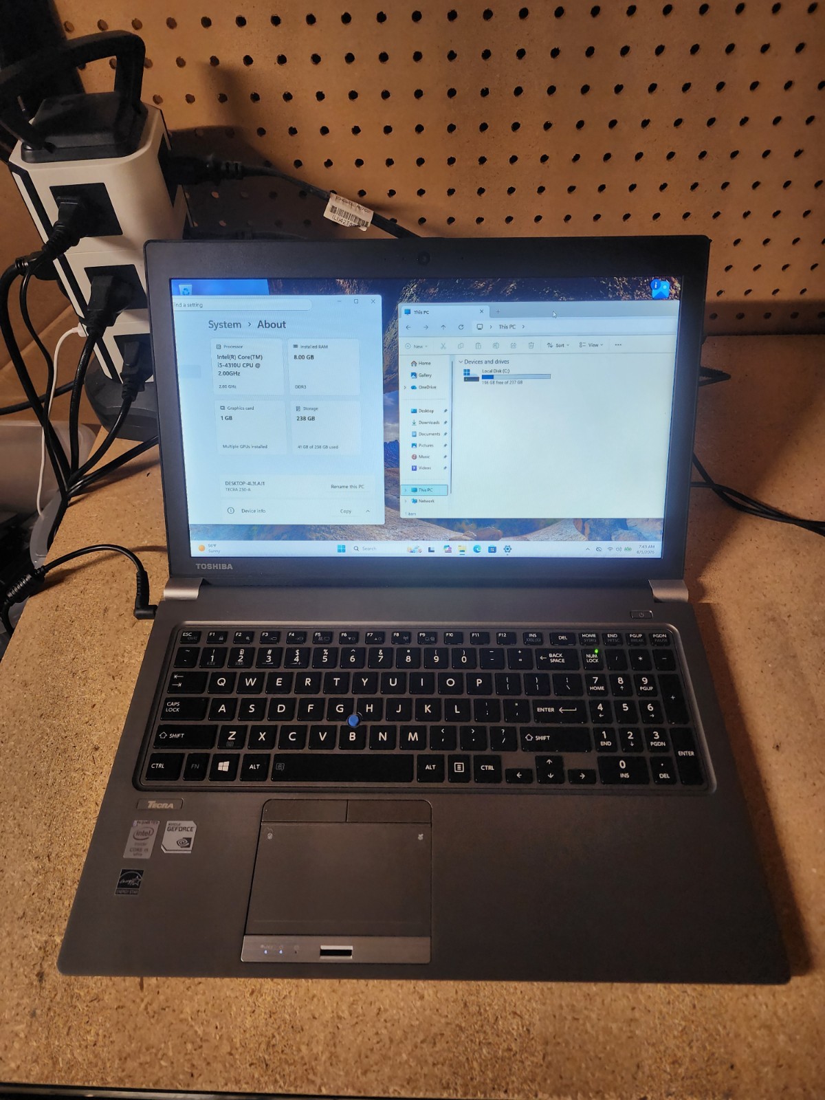 Toshiba Tecra Z50-A 15.6″ i5-4310U 2.0GHz 8GB RAM 256GB SSD W11 Pro NVIDIA GPU