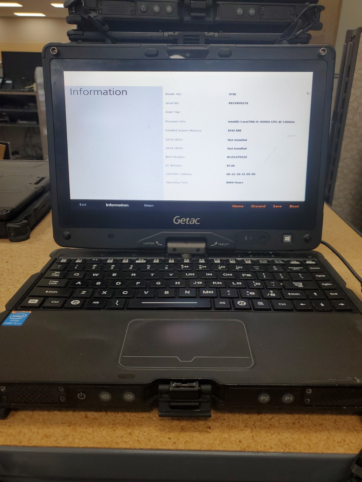 GETAC V110 Laptop Tablet Touch Screen i5-4300U 1.90GHz 8gB No HDD 8404hrs