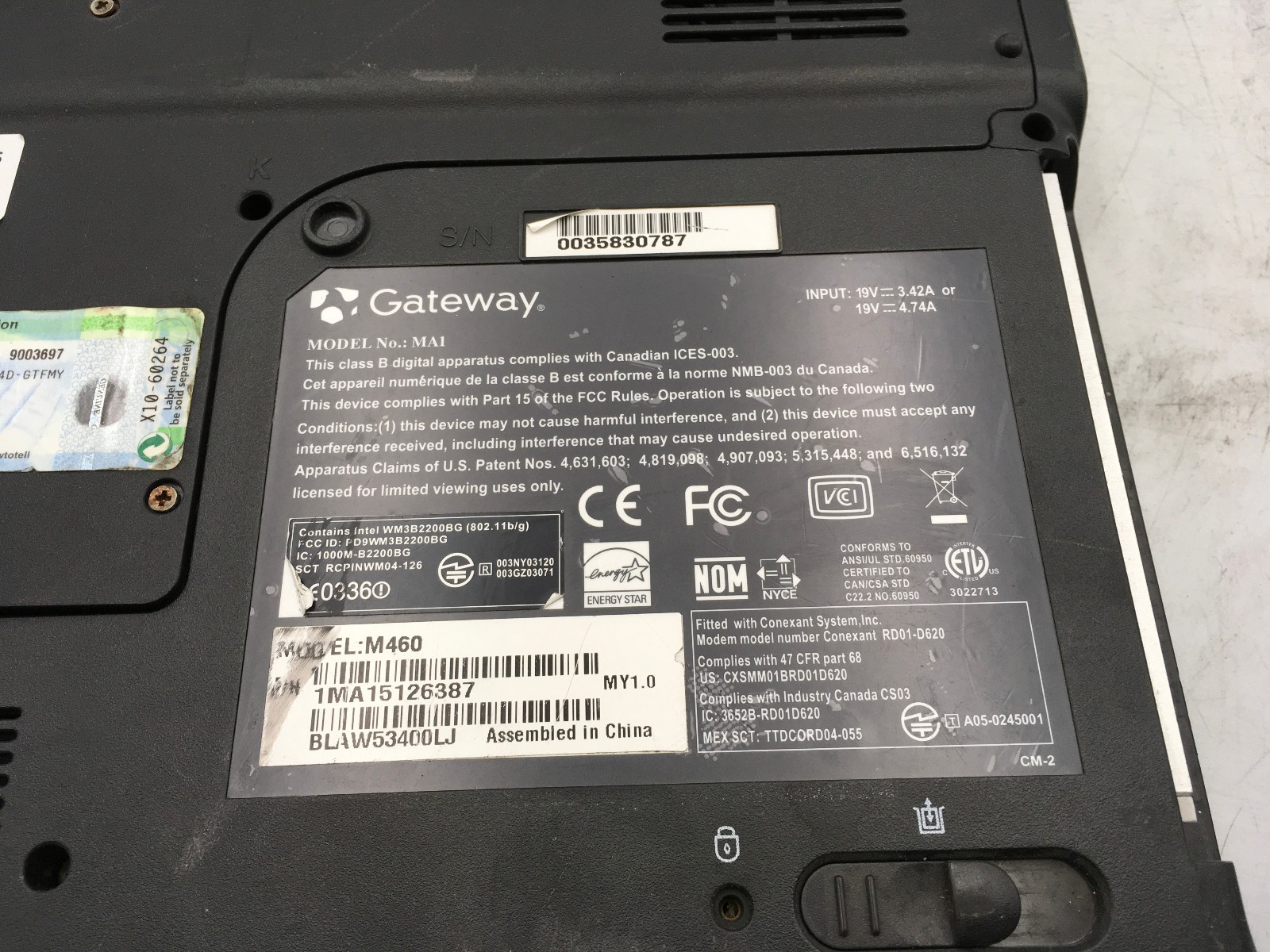 GATEWAY MA1 M460 – FOR PARTS/BAD HINGE/ NO POWER – INTEL CELERON M – 1GB RAM -BB