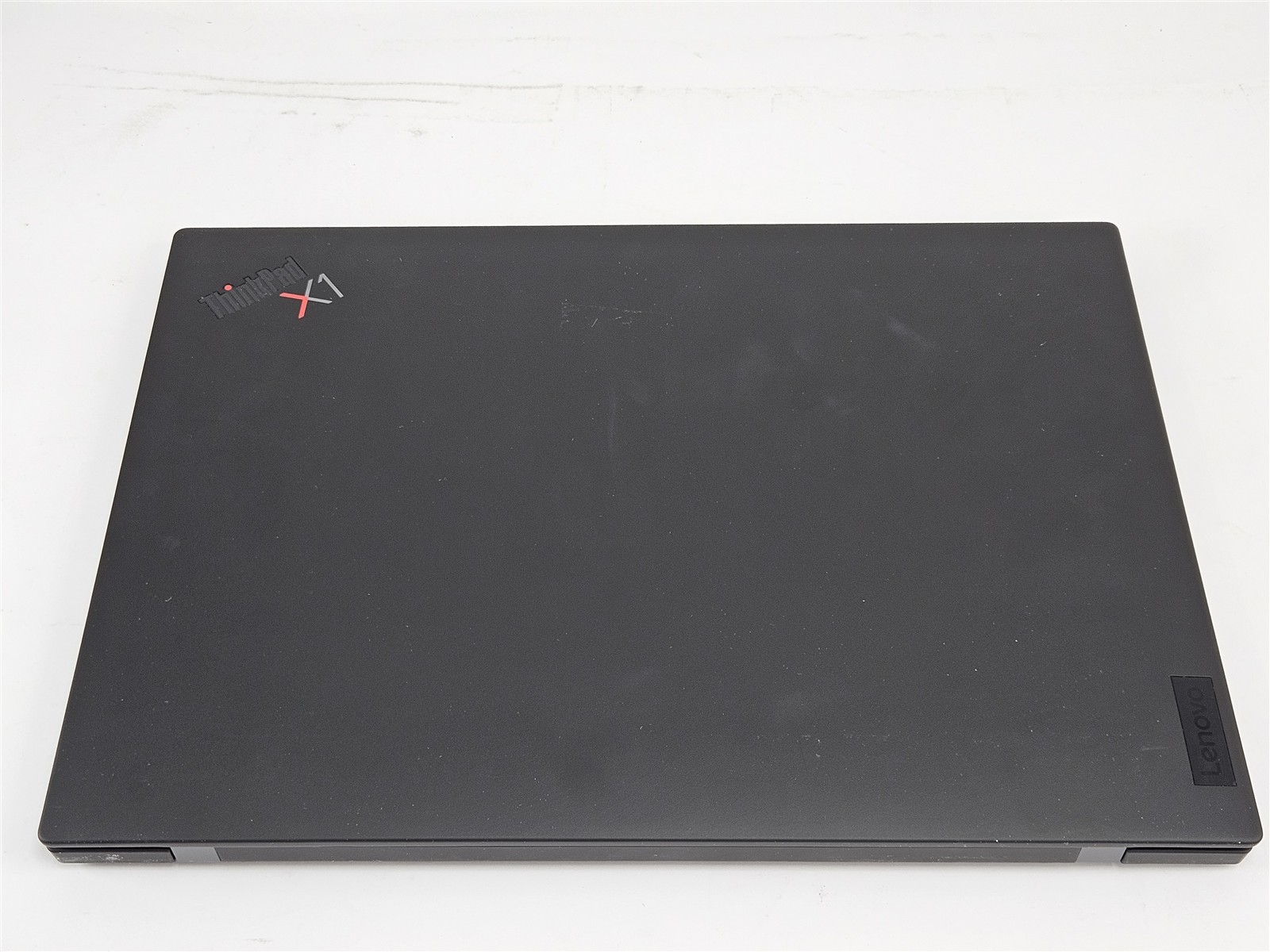 Lenovo ThinkPad X1 Carbon Gen 10 14″ Intel Core i7-1265U 1.8GHz 16GB 512GB SSD