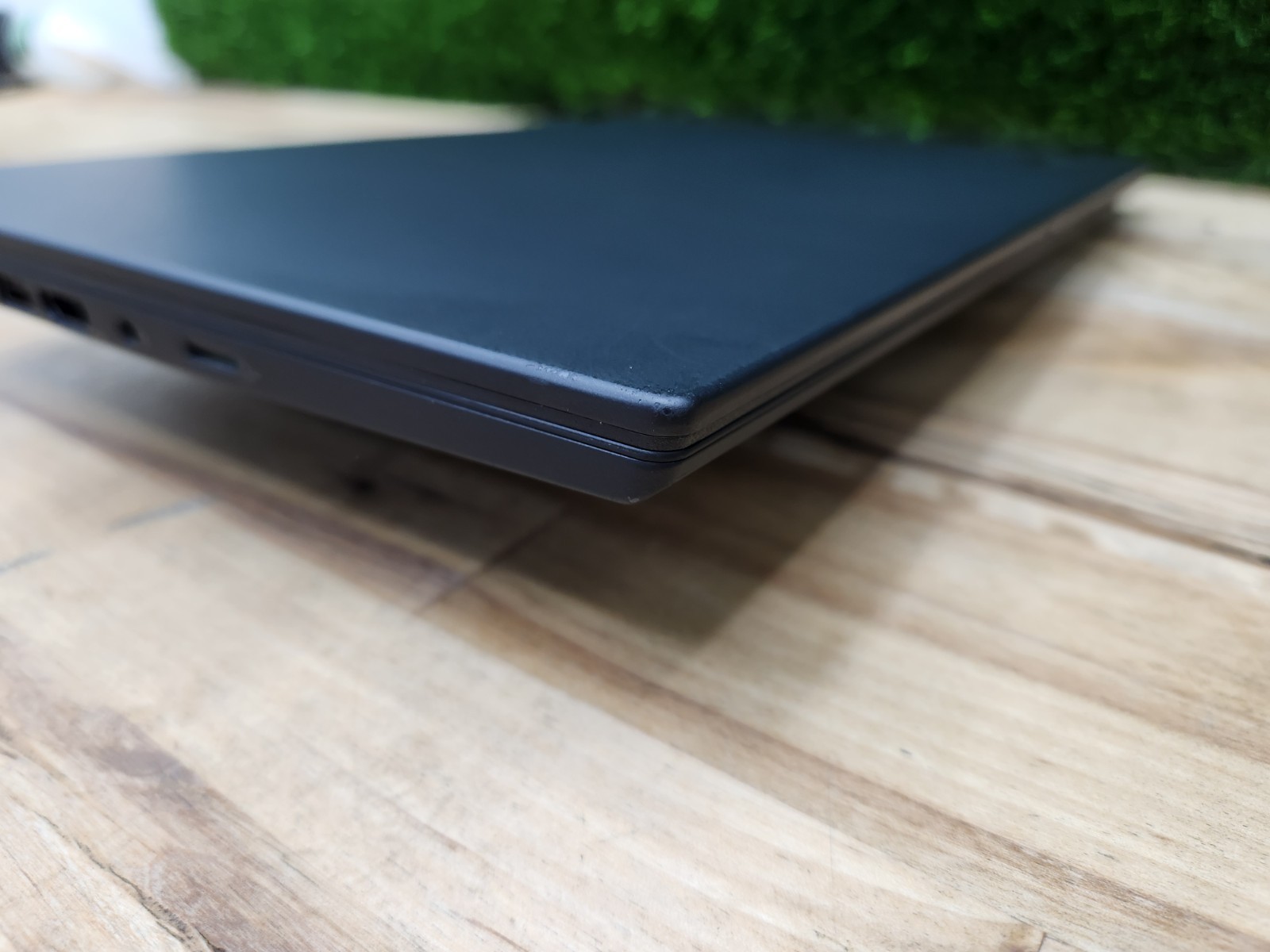 Lenovo ThinkPad T14 Gen 1 14″ FHD i7-10510U 1.8GHz 16GB 256GB SSD Win 11 Pro ~