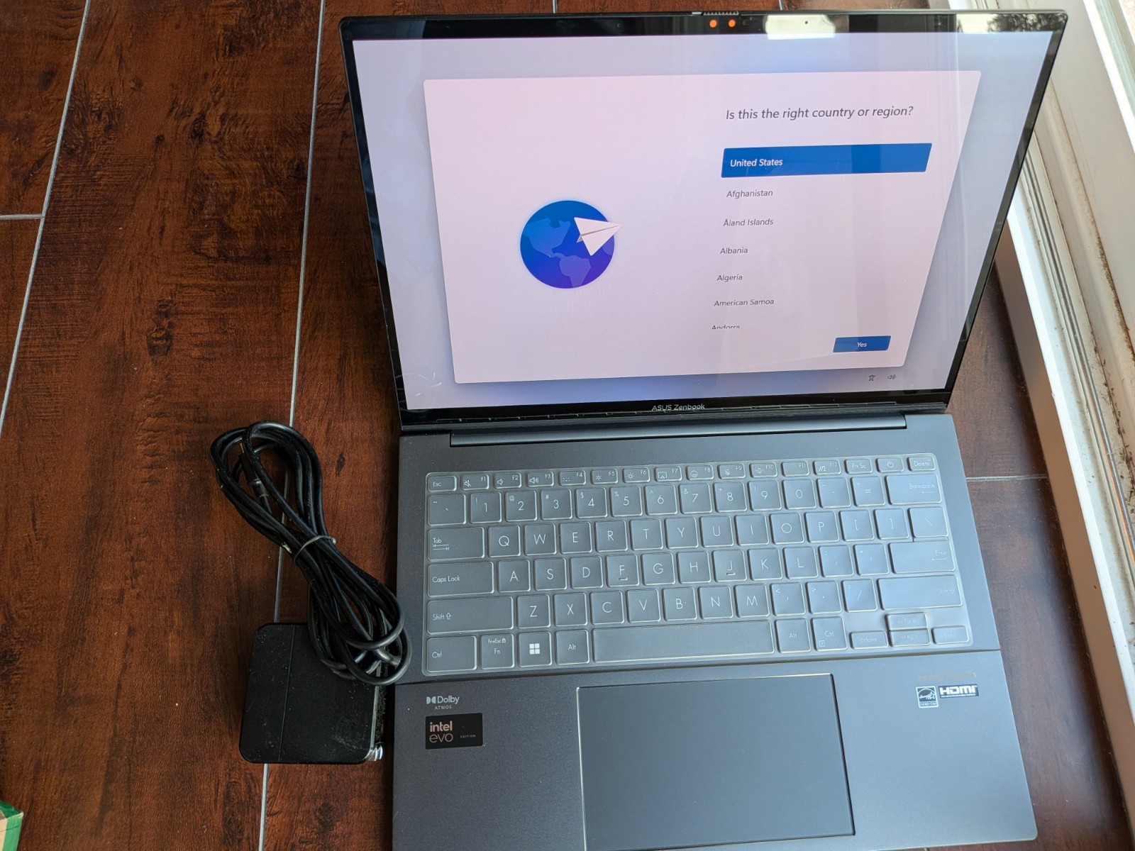 ASUS Zenbook Q425M 14in Core Ultra 7 16GB 1TB SSD Win11 Backlit KB OLED