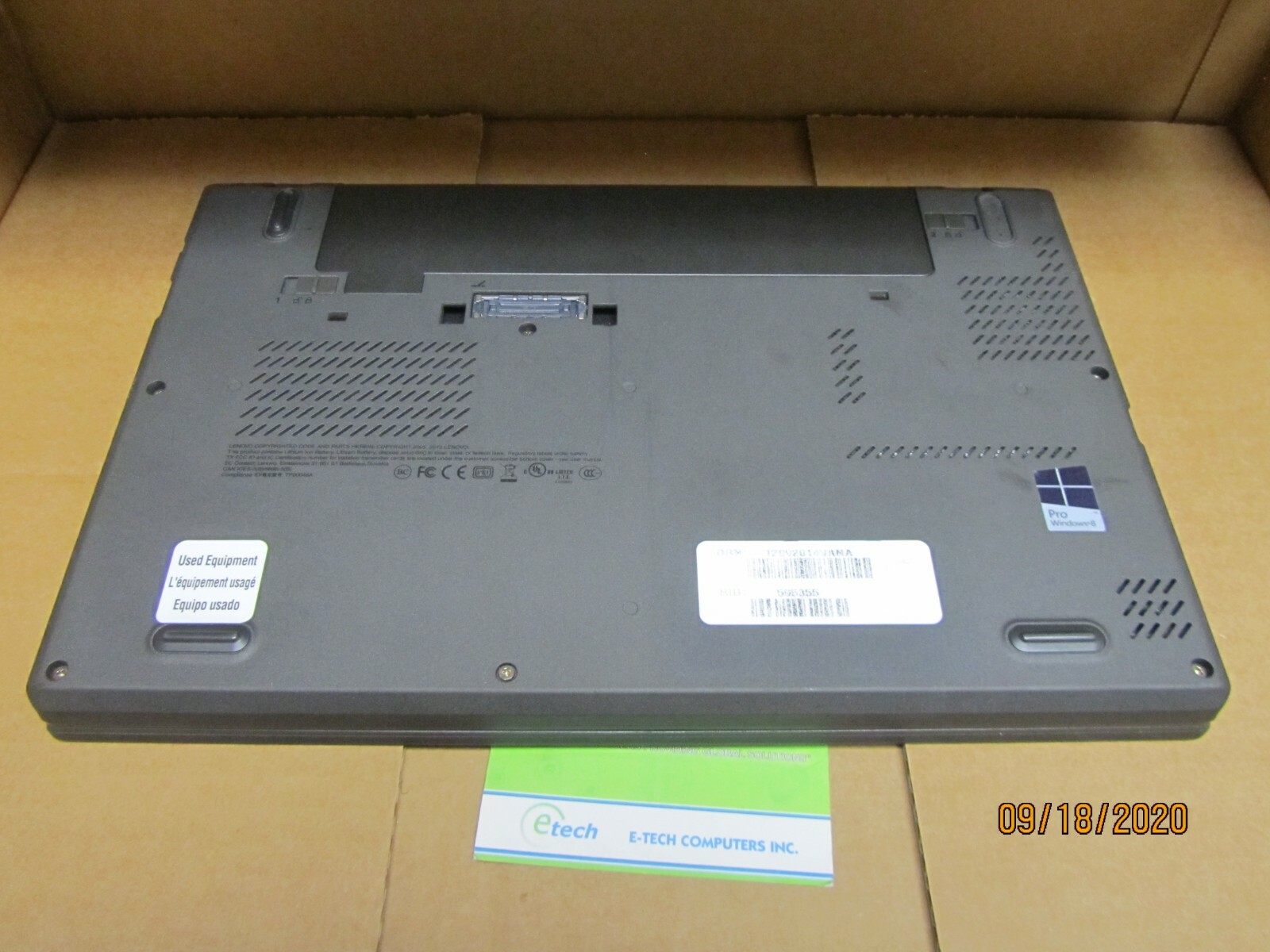 20AMS32U0H ThinkPad x240 i7-4600U 8GB 128GB SSD 12.5″ HD 1366×768 Win10 Pro