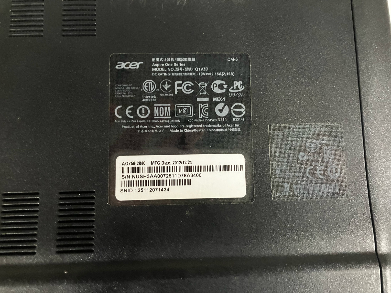 AS-IS Acer Aspire One AO756 11.6″ Laptop (1.4GHz Celeron, 4GB RAM, NO HDD)