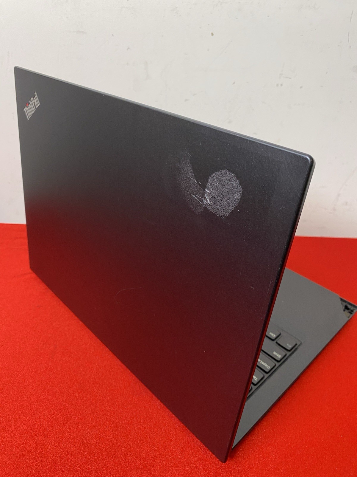 LENOVO THINKPAD E585 AMD RYZEN 3 2200U 2.5GHz 8GB RAM 256GB SSD Windows 11 Pro