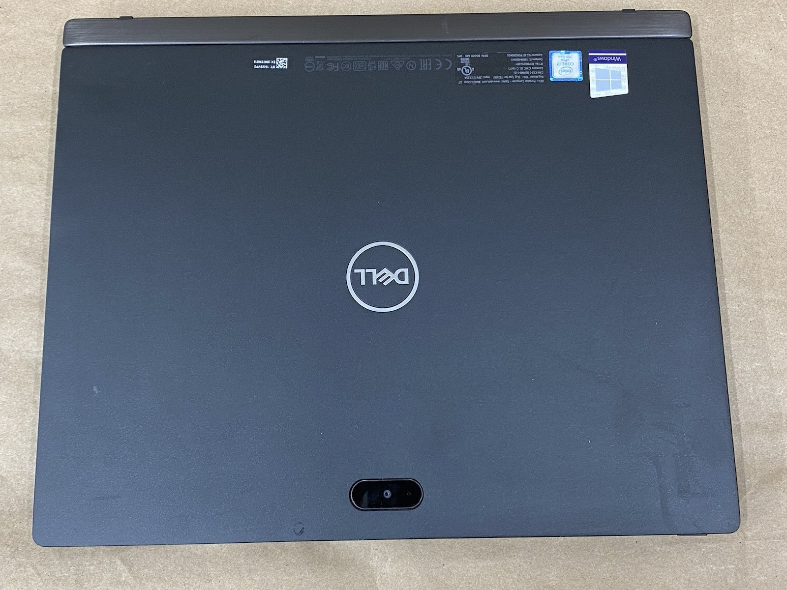 Dell Latitude 7285 – 12″ 2880*1920 – i7-7Y75 – 16GB – 256GB SSD – Win 10 Pro