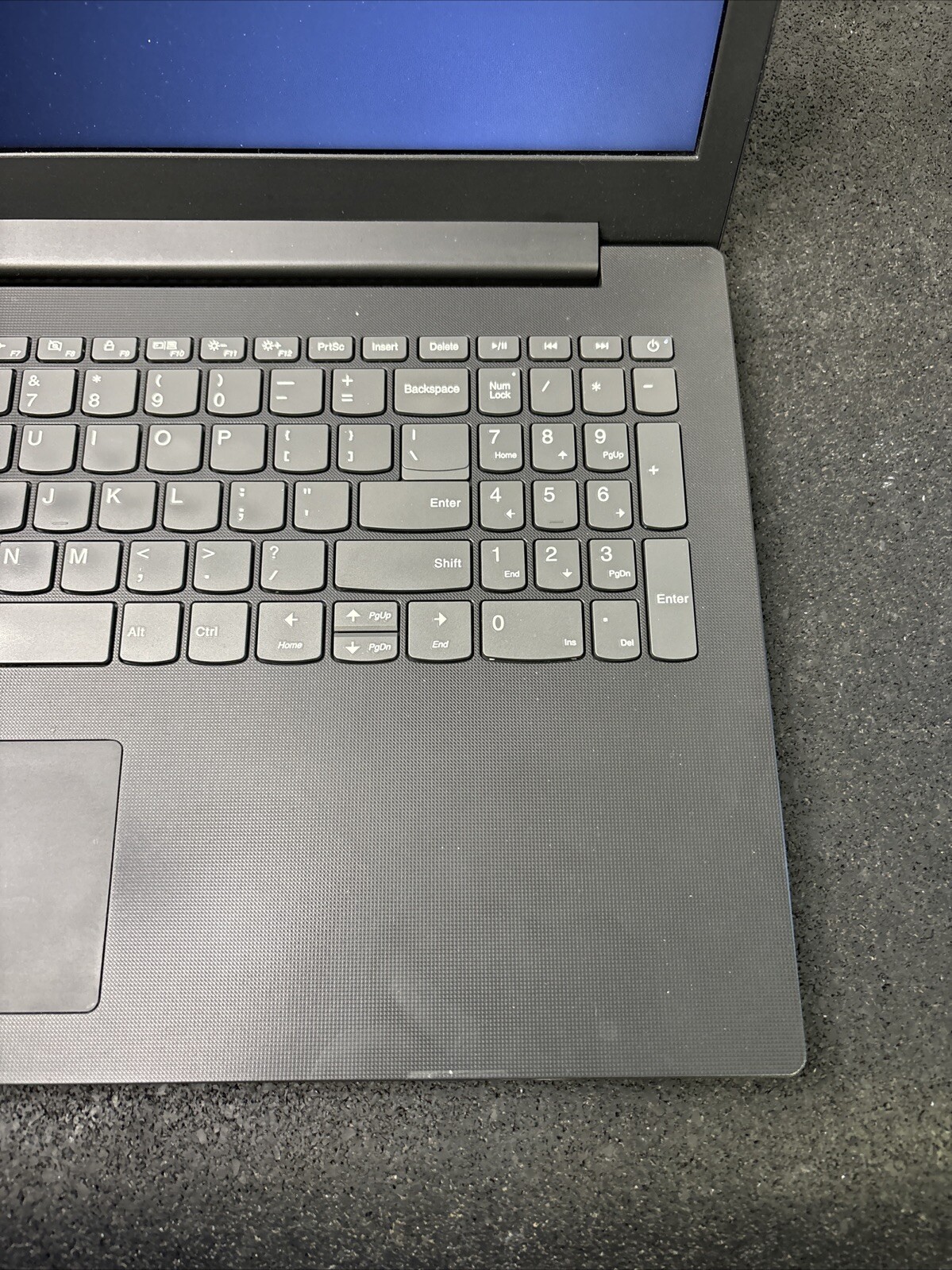 Lenovo IdeaPad 130-15AST Laptop AMD A6-9225 at 2.60Ghz 8GB RAM 250GB SSD